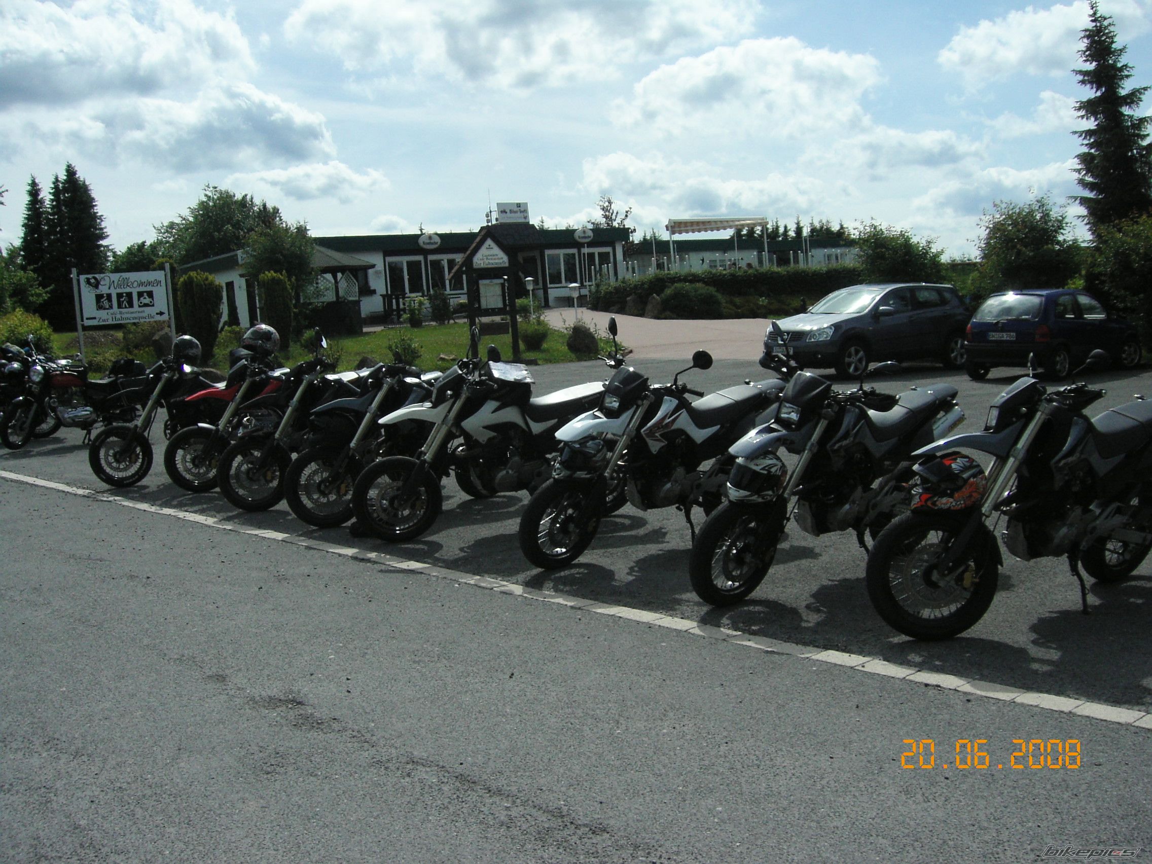 Photo 1334367