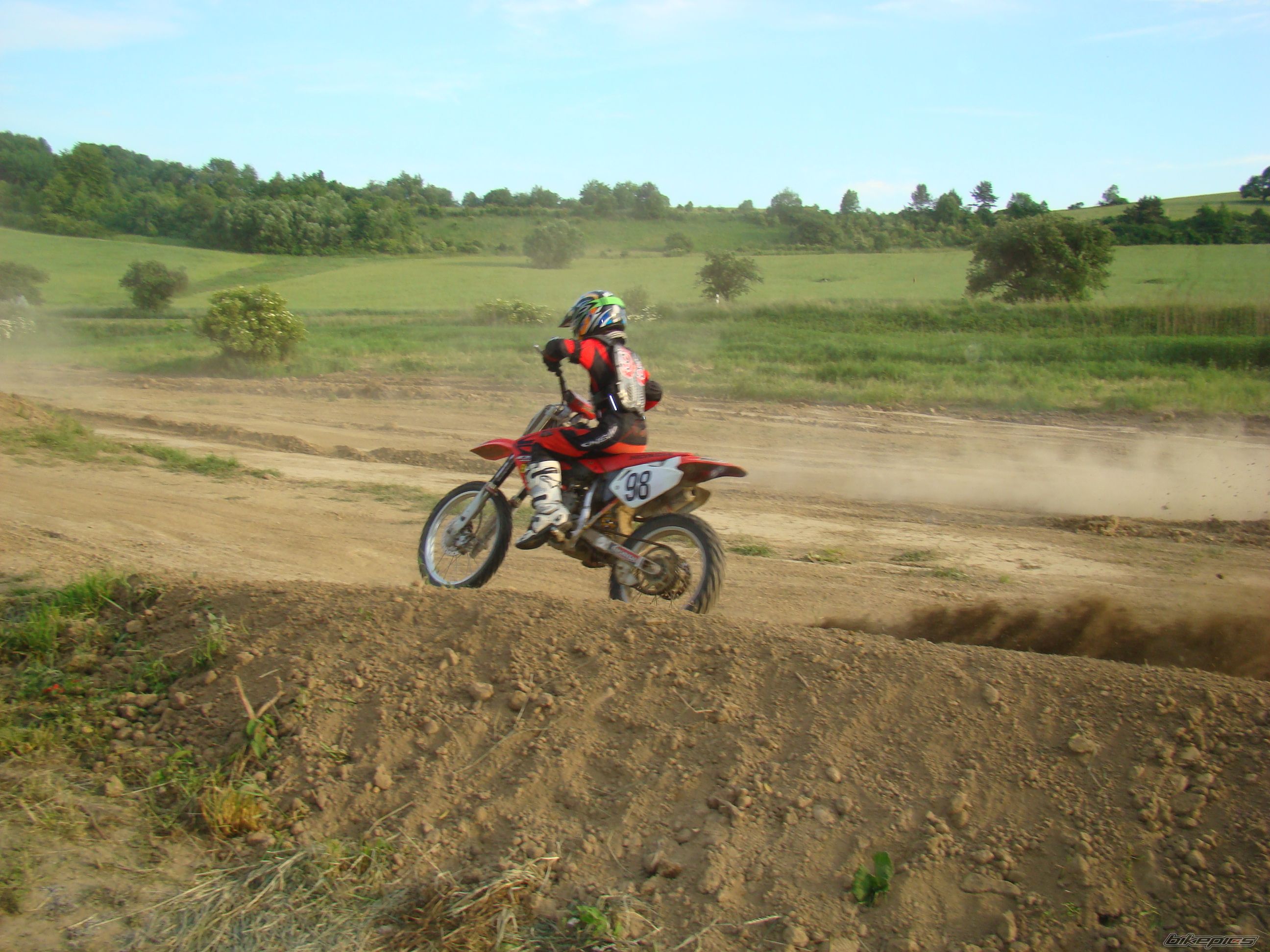 Bike Photo 1335944