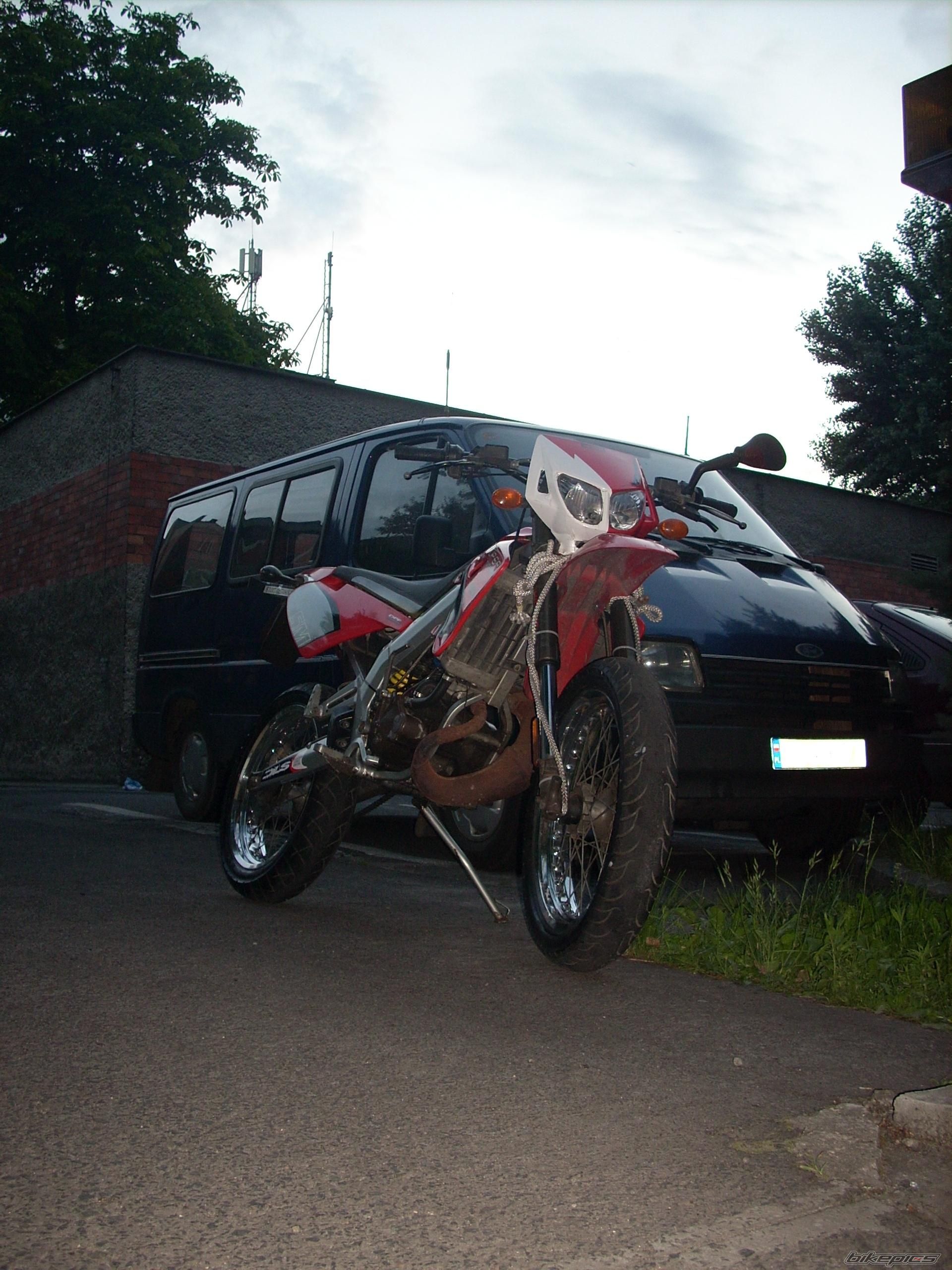 Photo 1335987