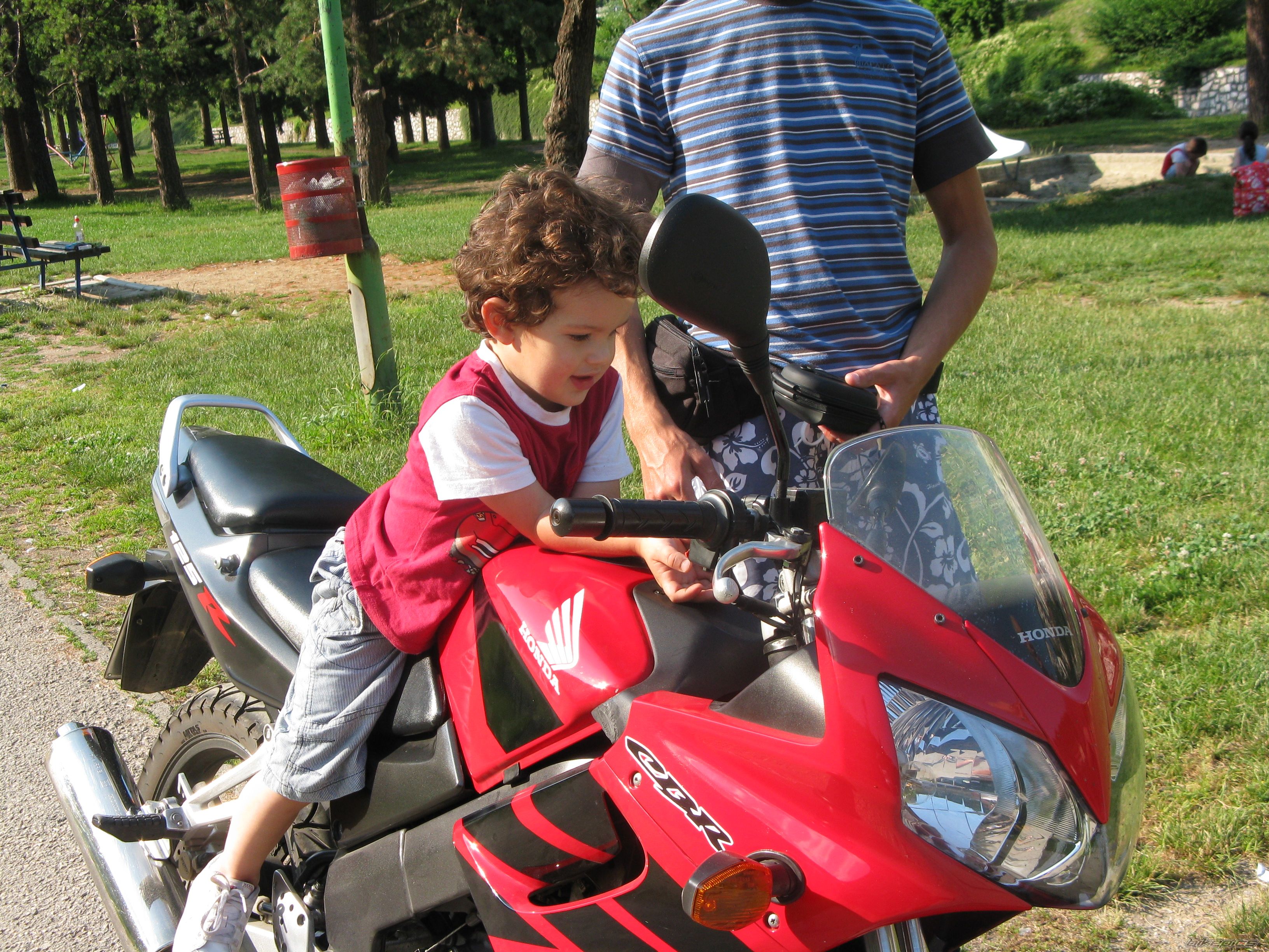 Bike Photo 1336010