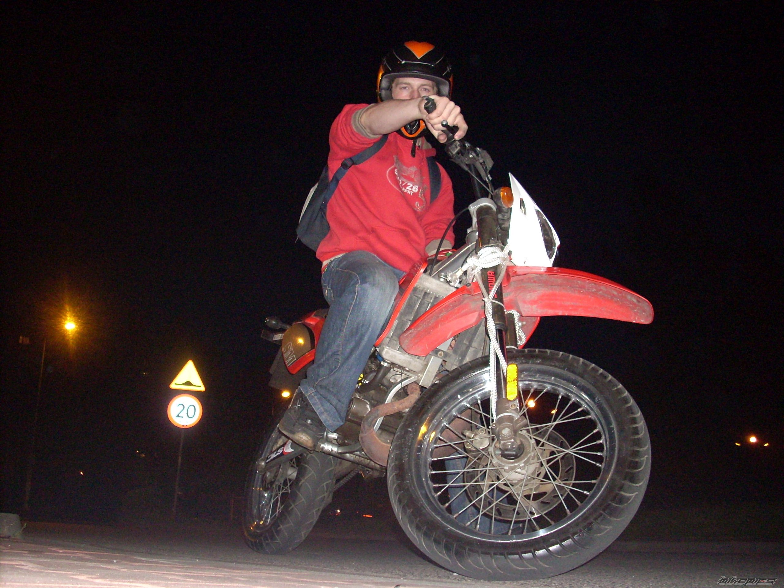 Photo 1336011