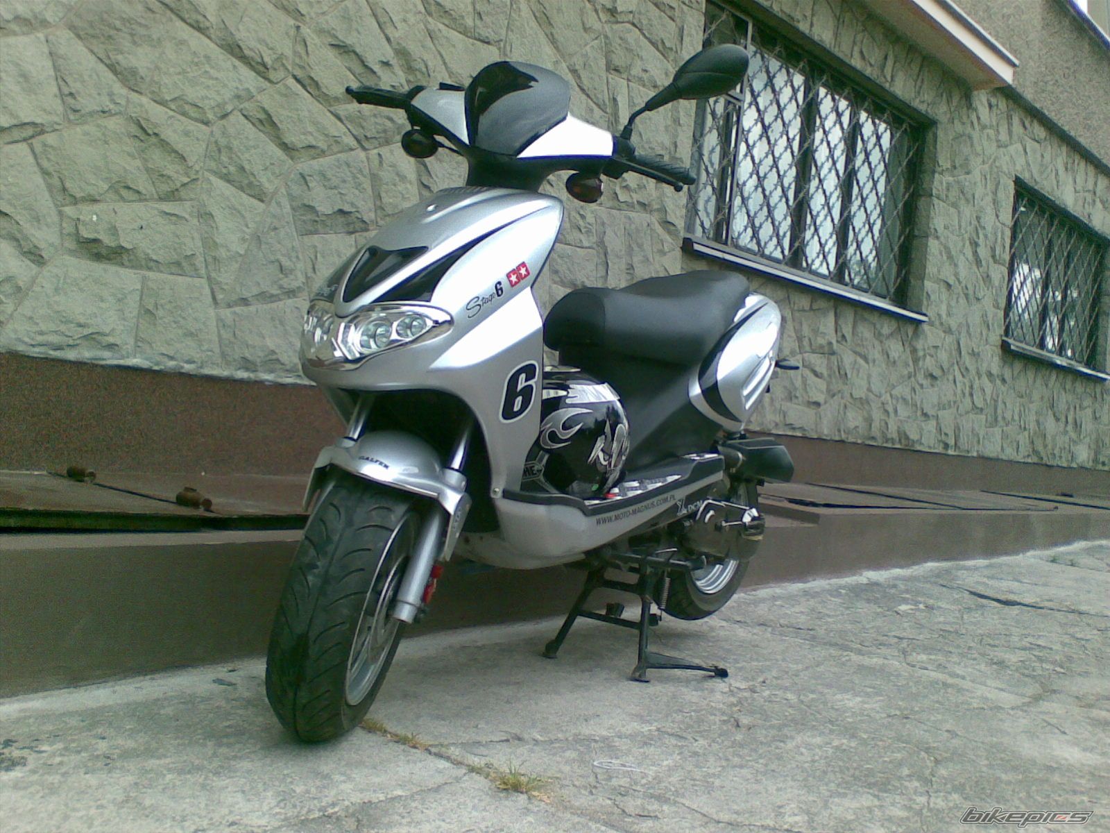 Photo 1336048