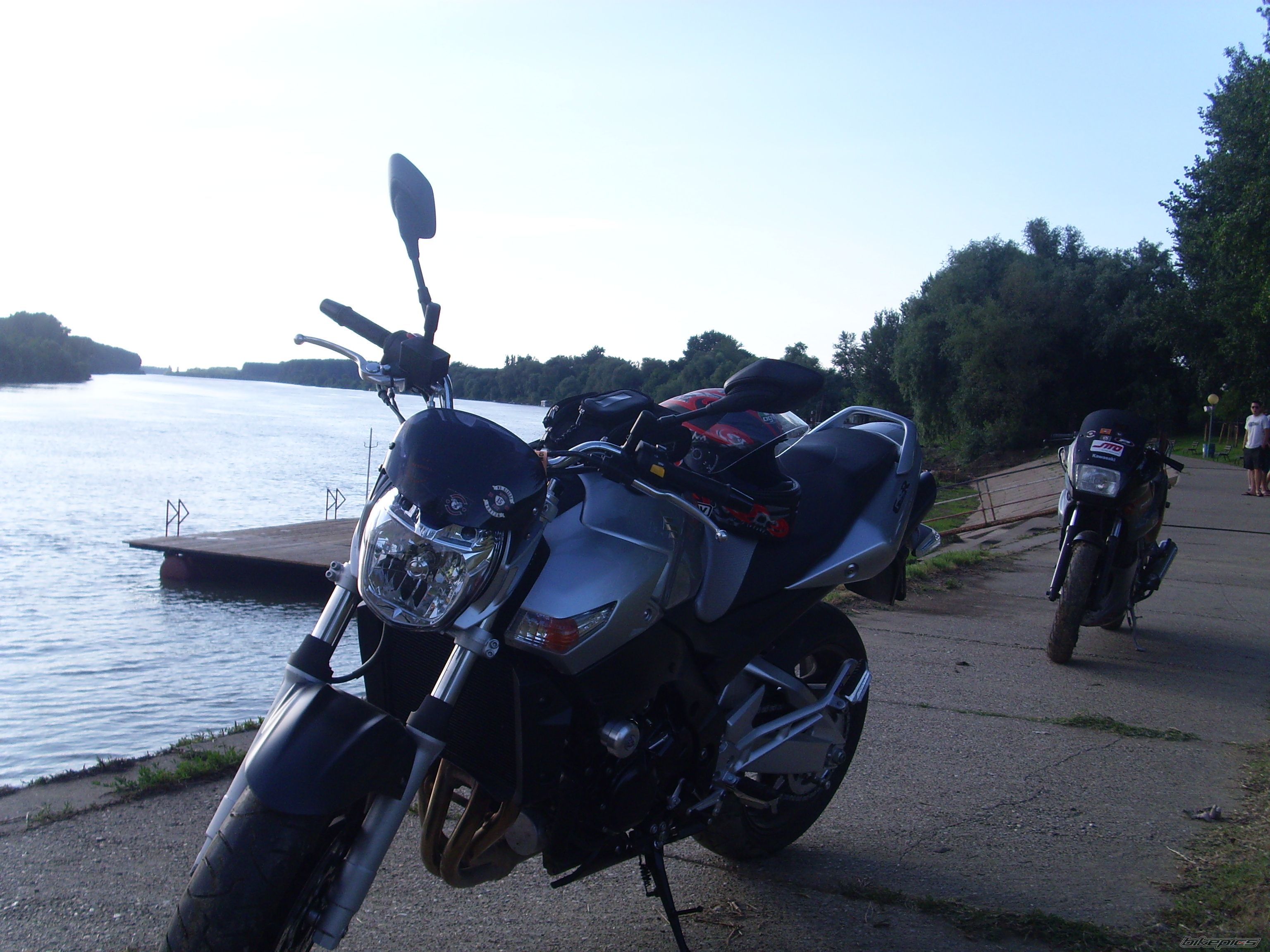 Photo 1336191