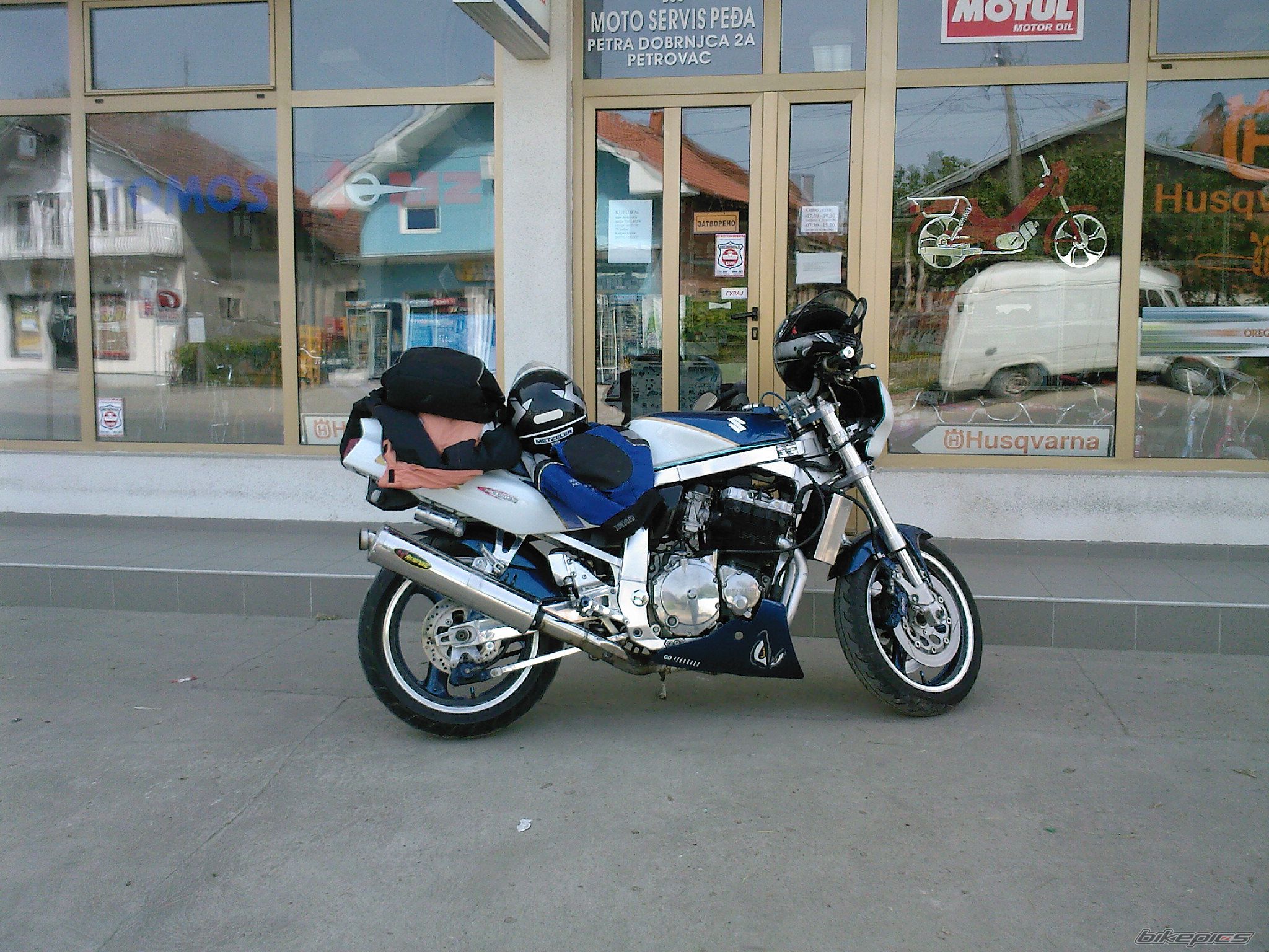 Photo 1336662