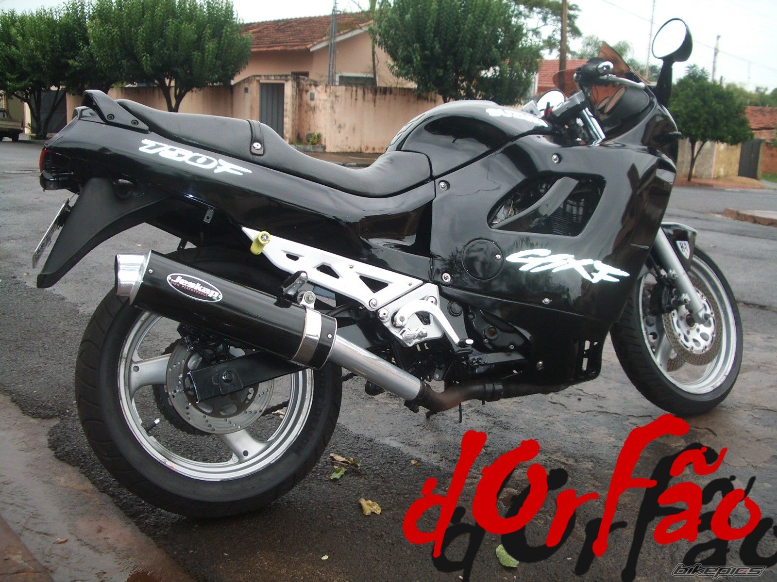 Photo 1336668