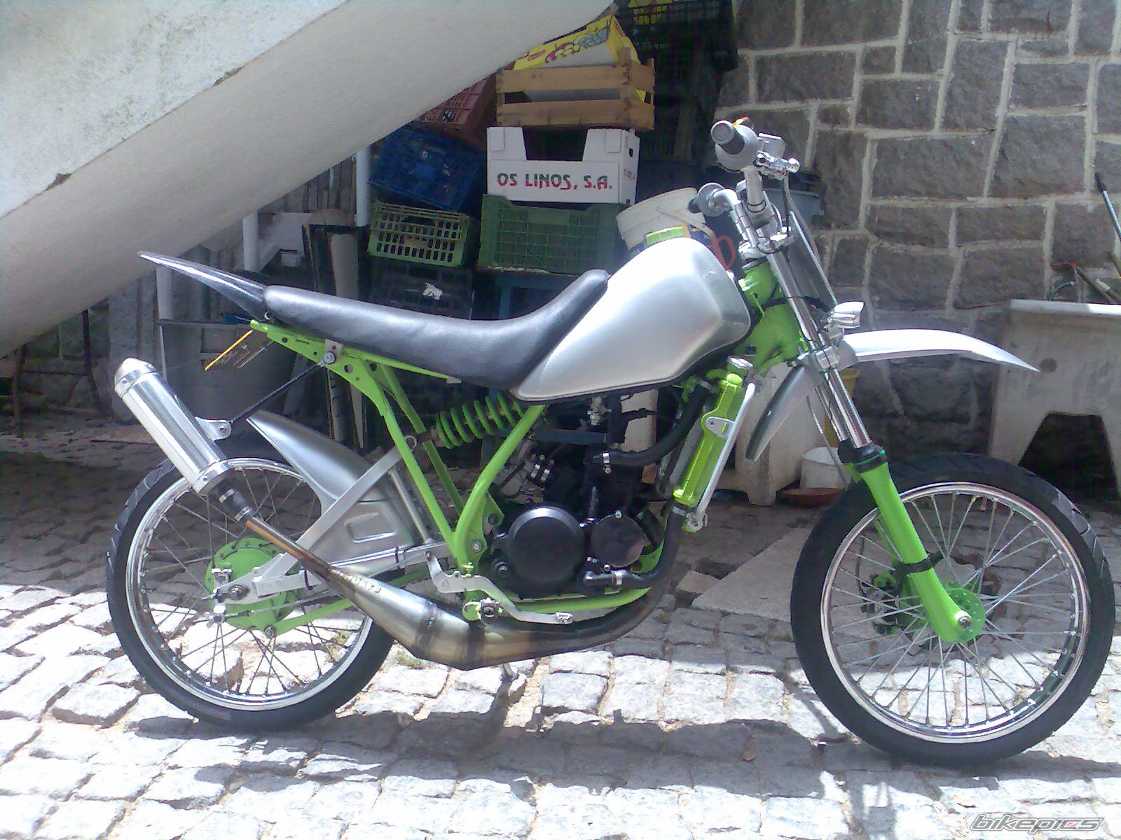 Photo 1336690