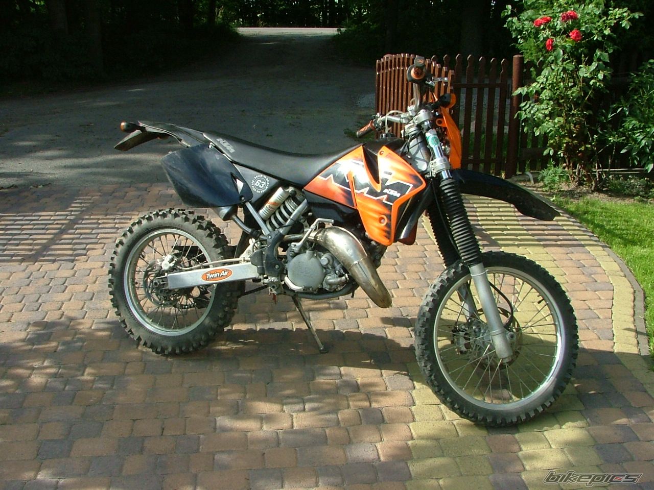 Photo 1336751