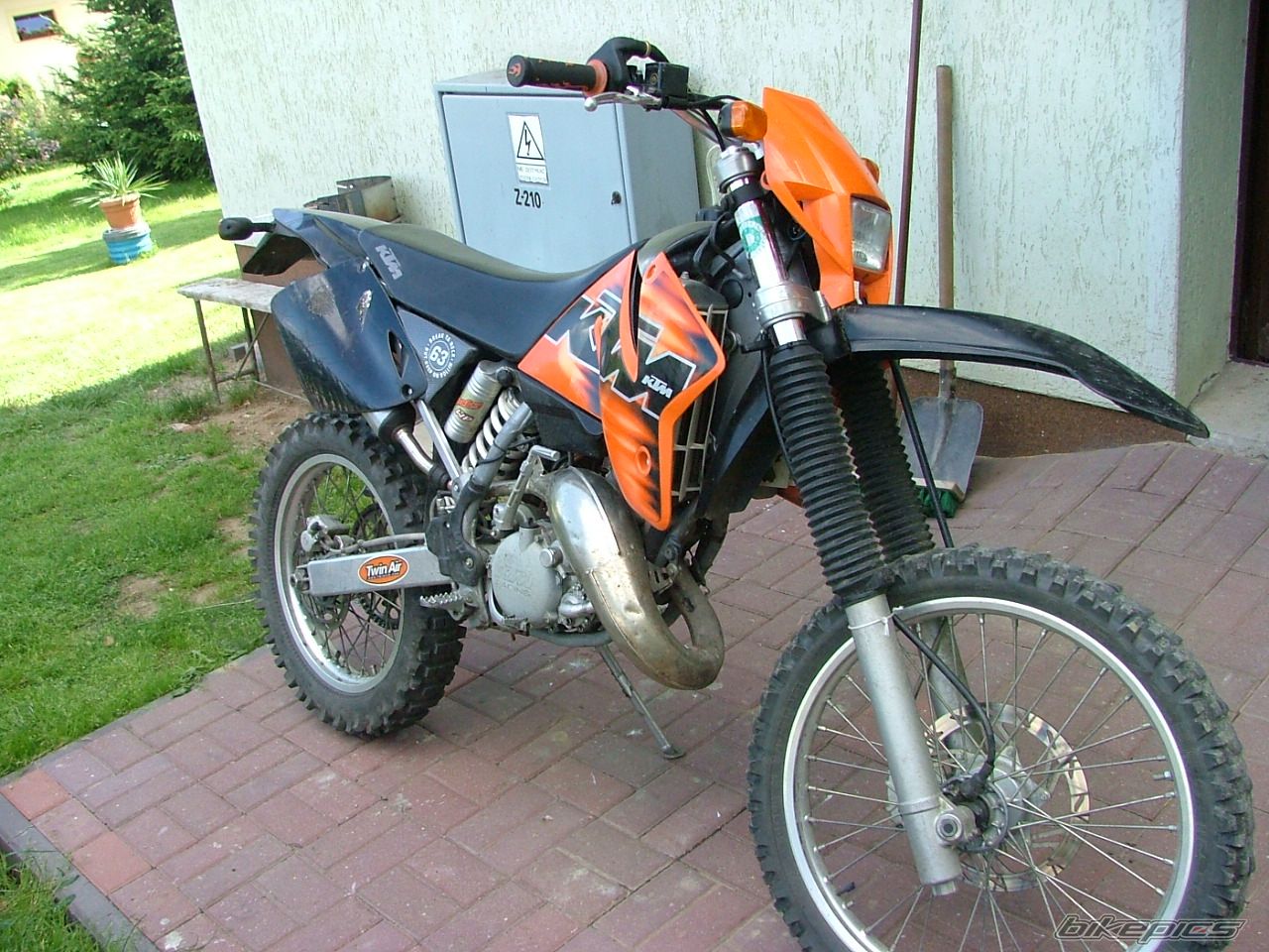 Photo 1336756
