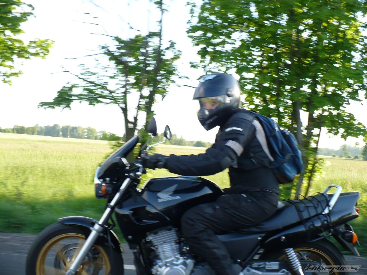 Bike Photo 1337038