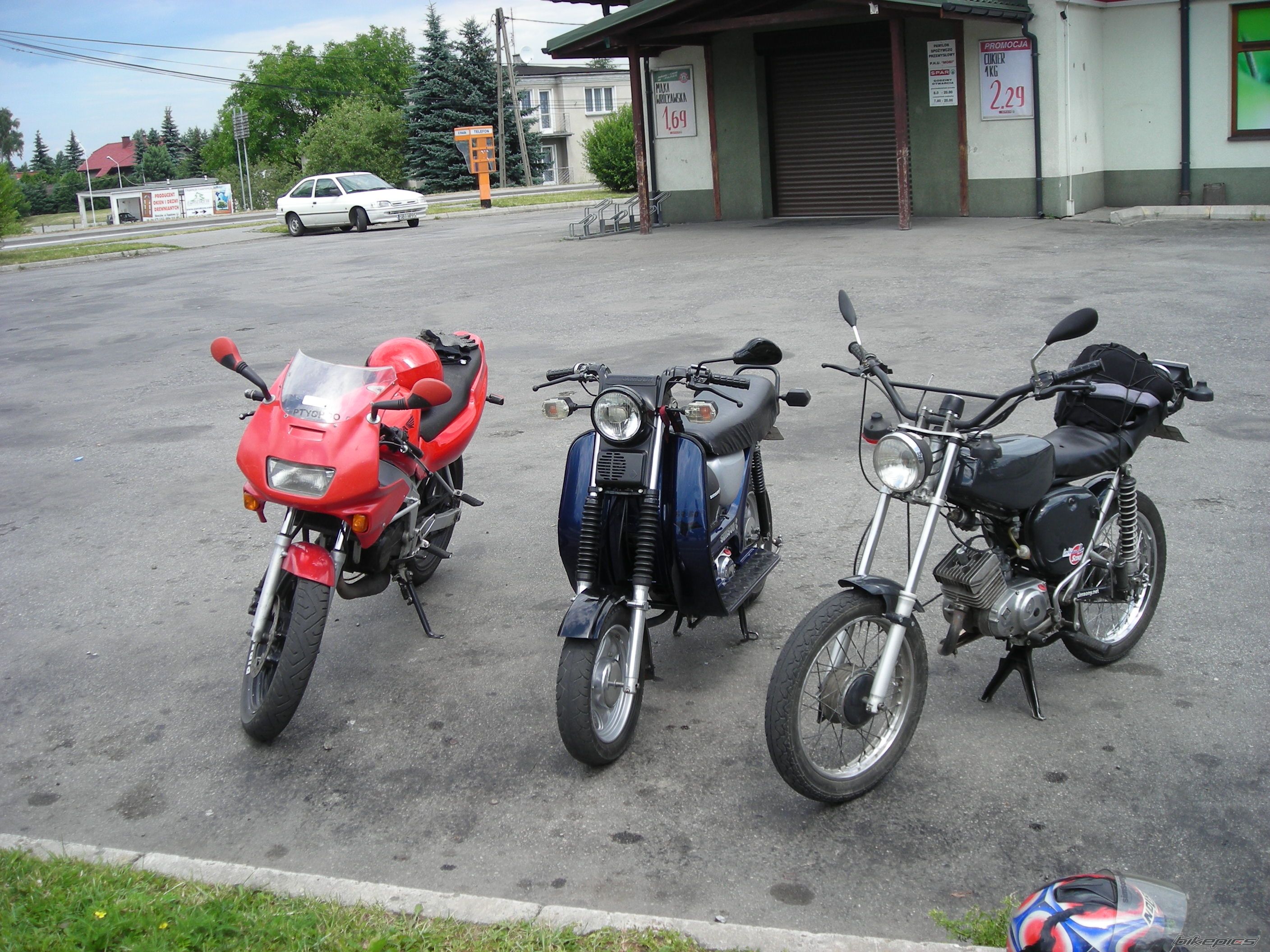 Photo 1337097