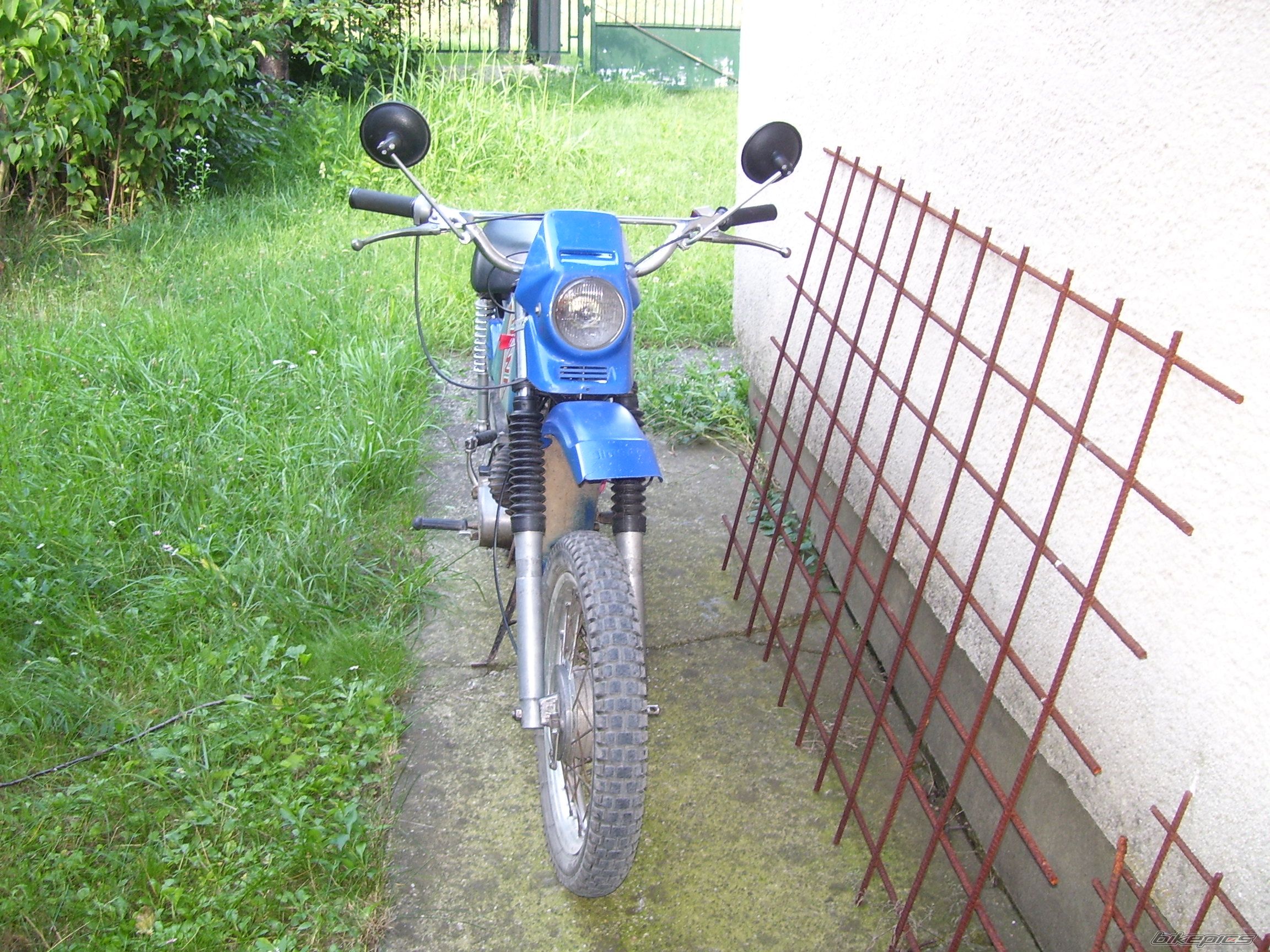 Photo 1337138