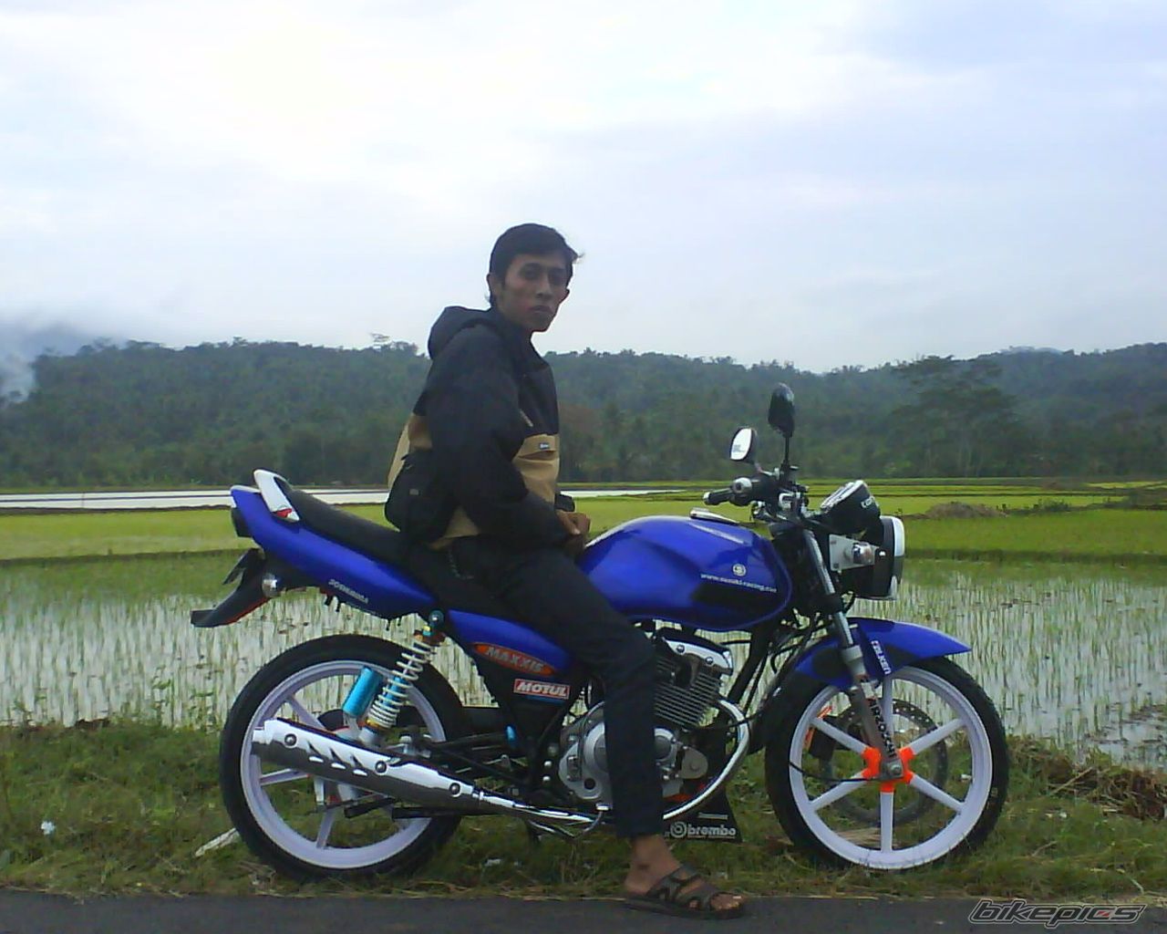 Bike Photo 1337321