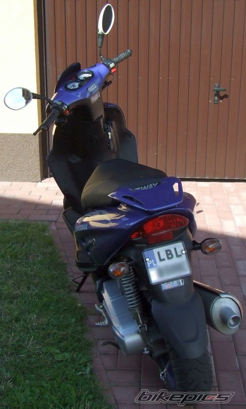 Photo 1337936