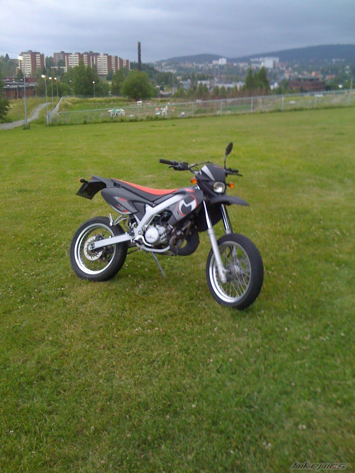 Photo 1338196