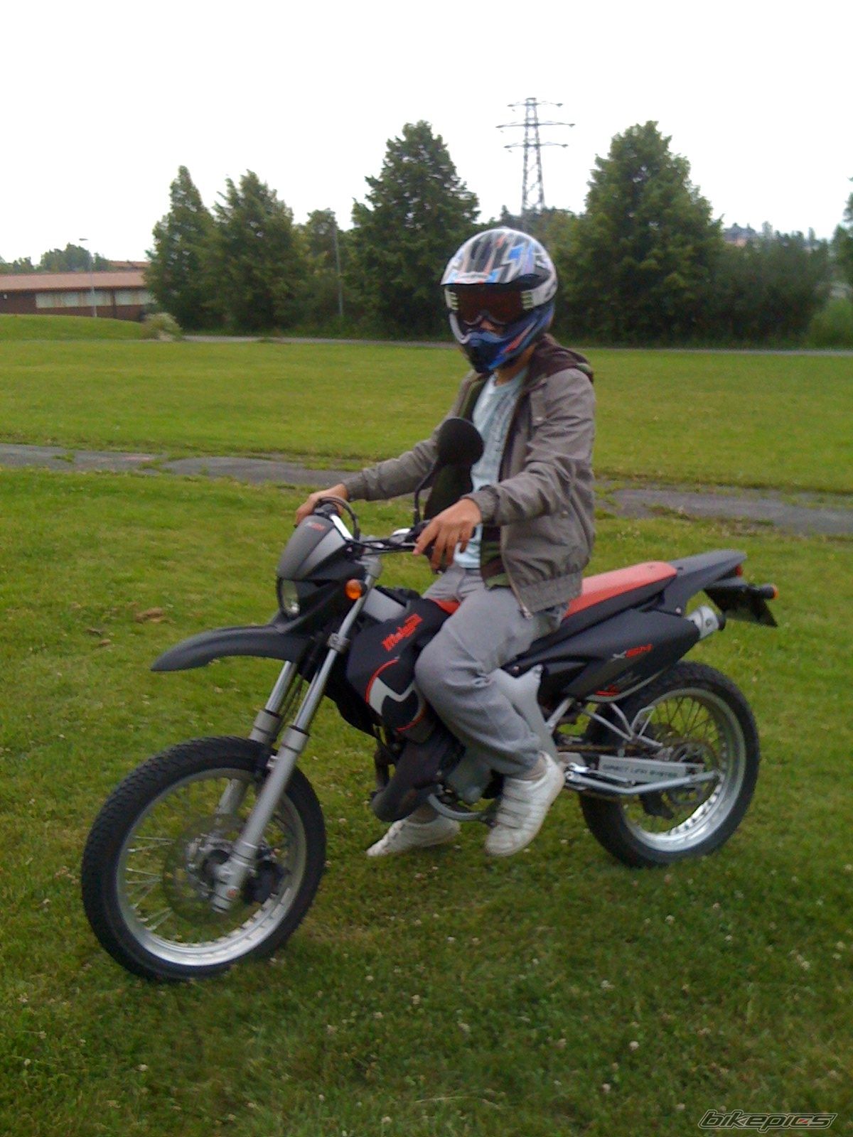 Photo 1338205