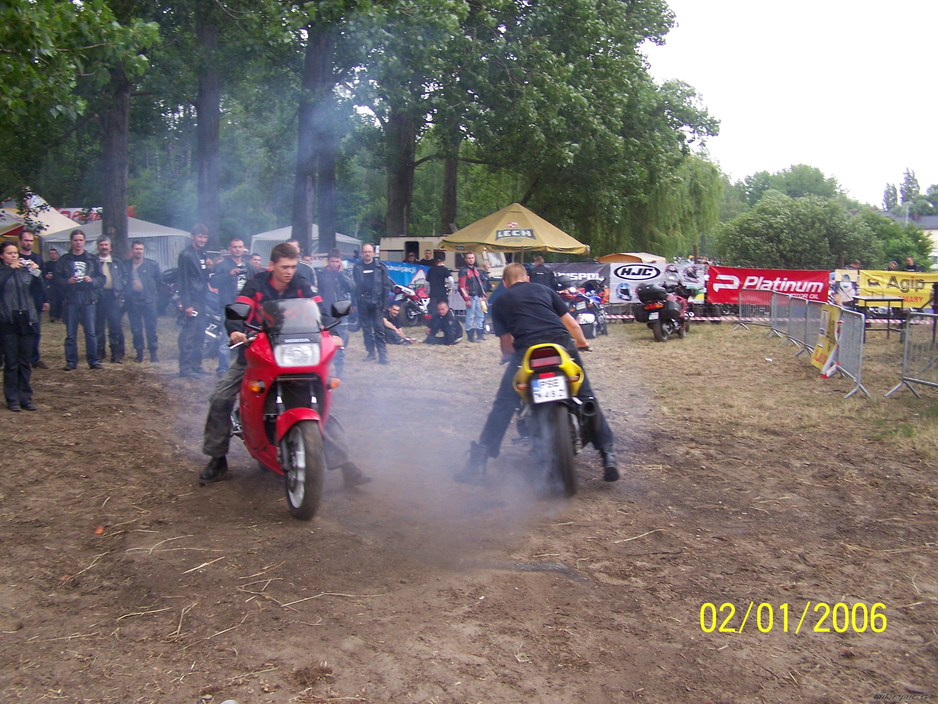 Photo 1338444