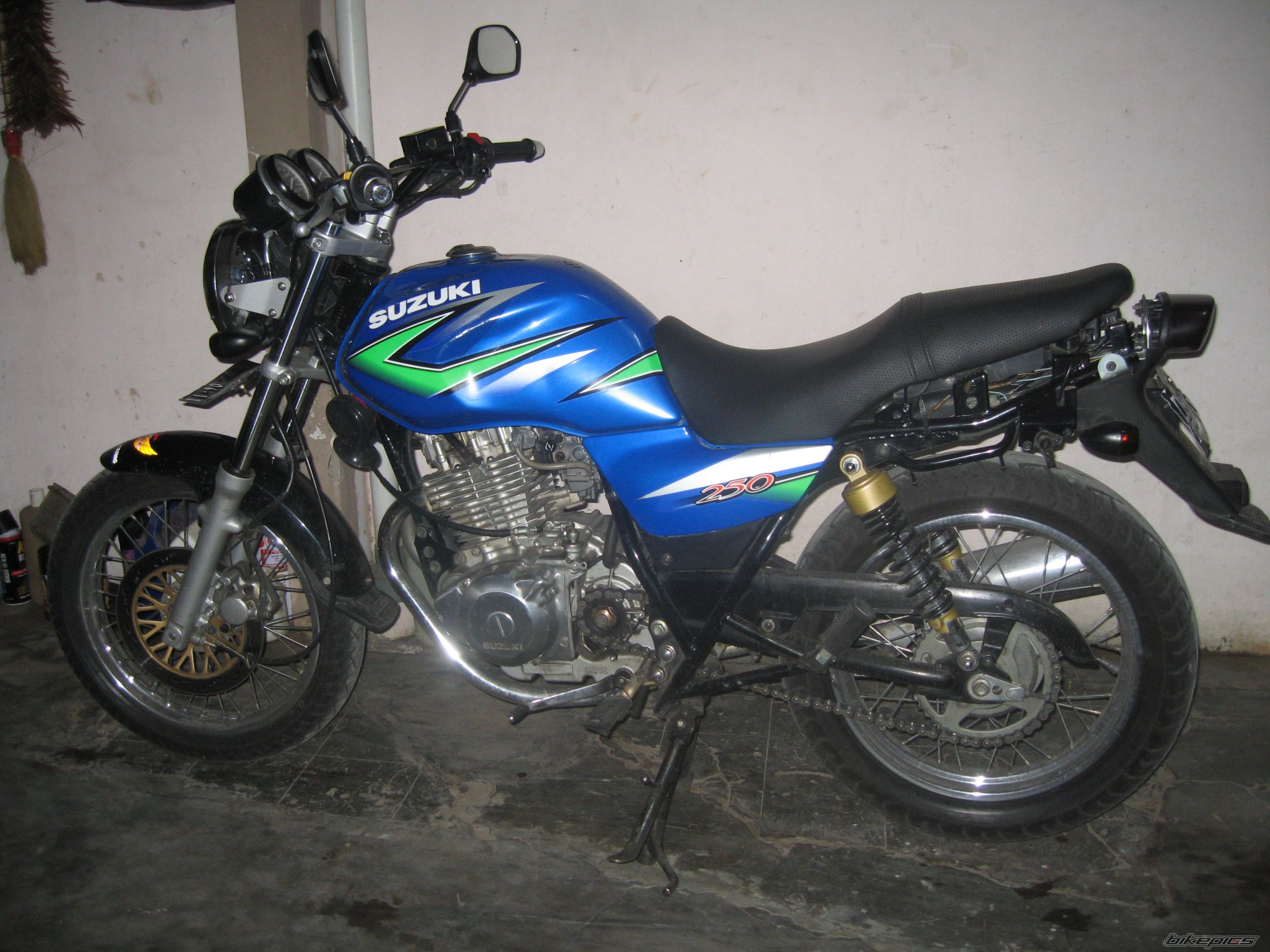 Photo 1338879