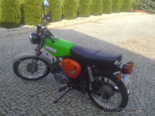 Photo 1338902