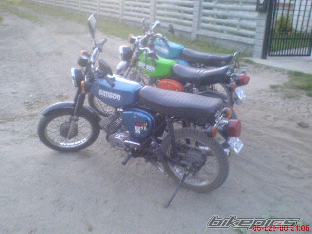 Photo 1338936