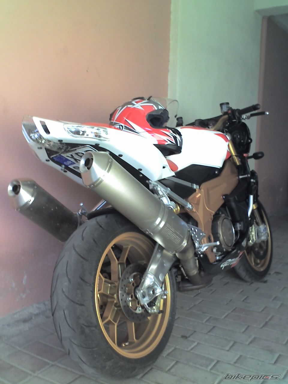 Photo 1340431