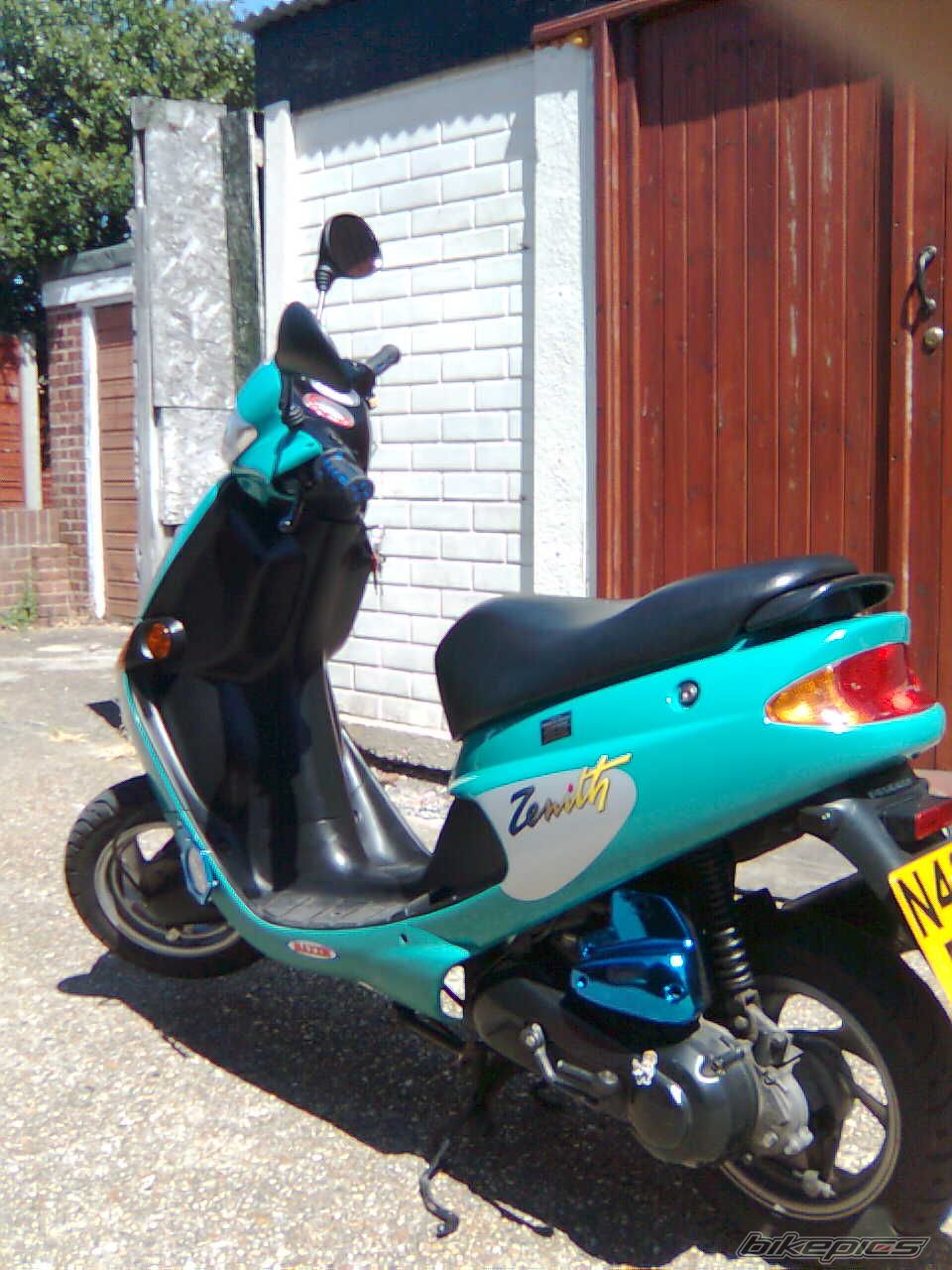 Photo 1341166