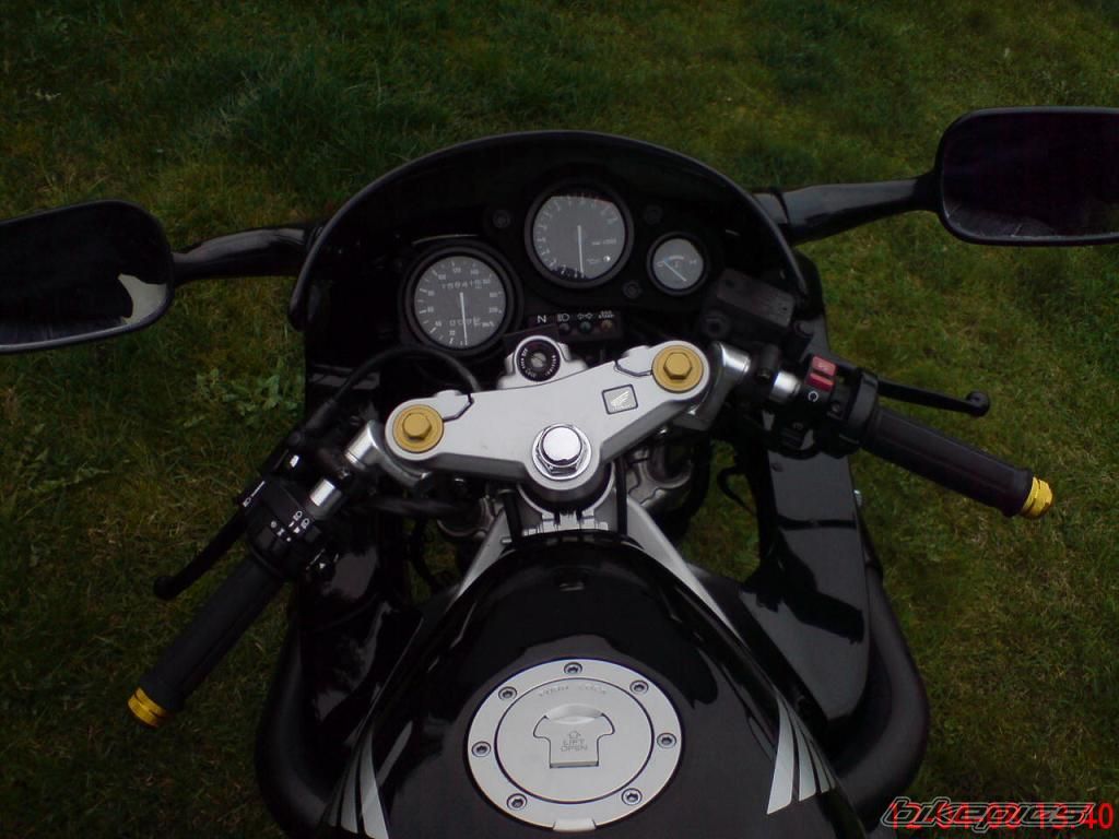 Photo 1341190