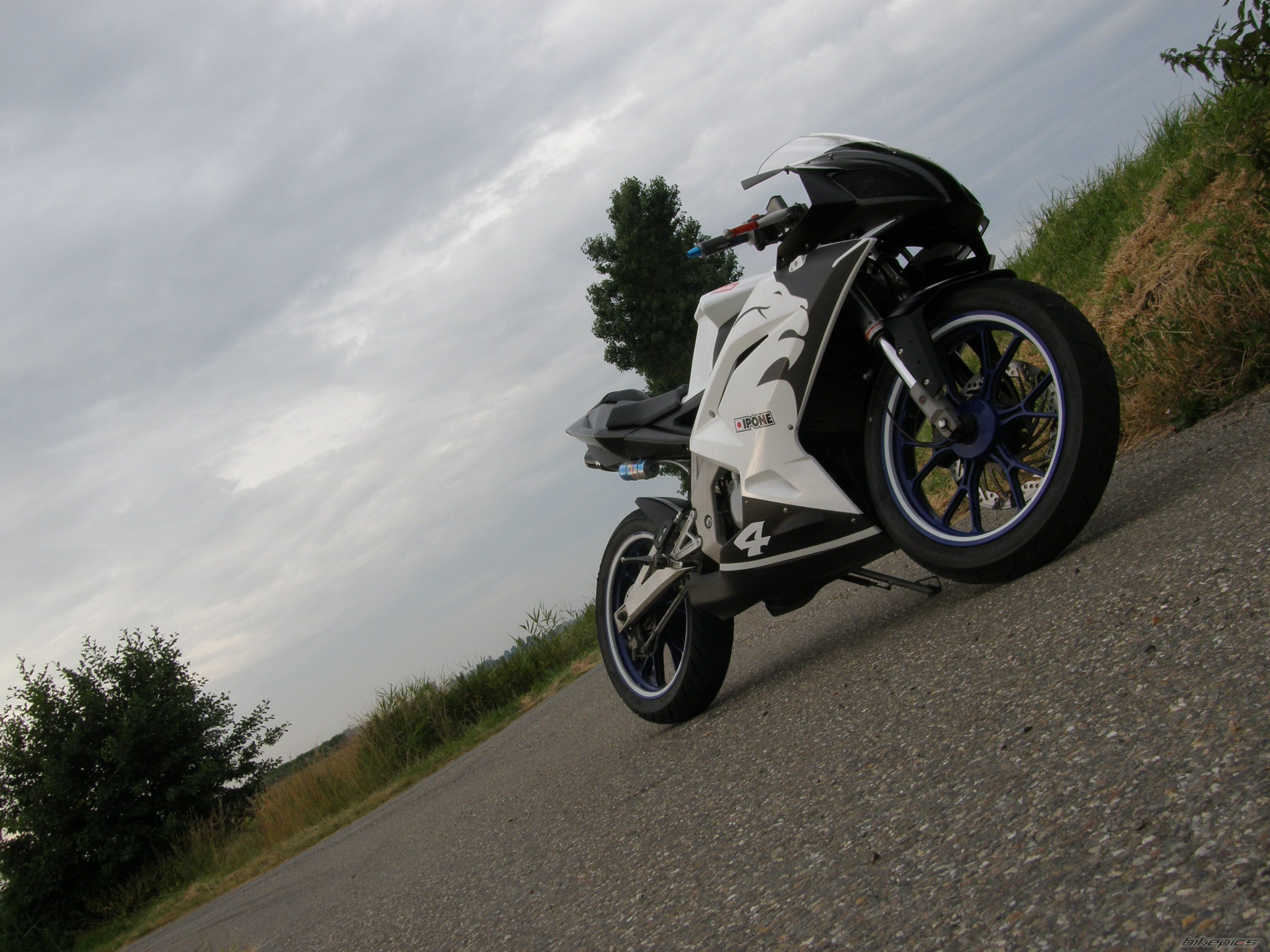 Bike Photo 1341286