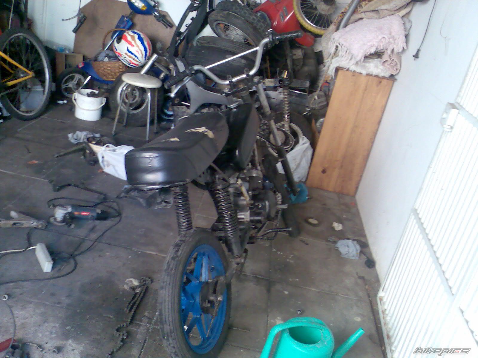 Photo 1341415