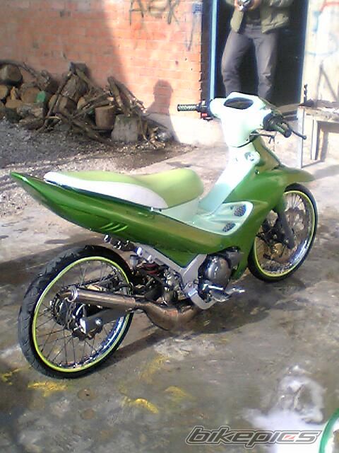 Photo 1341434