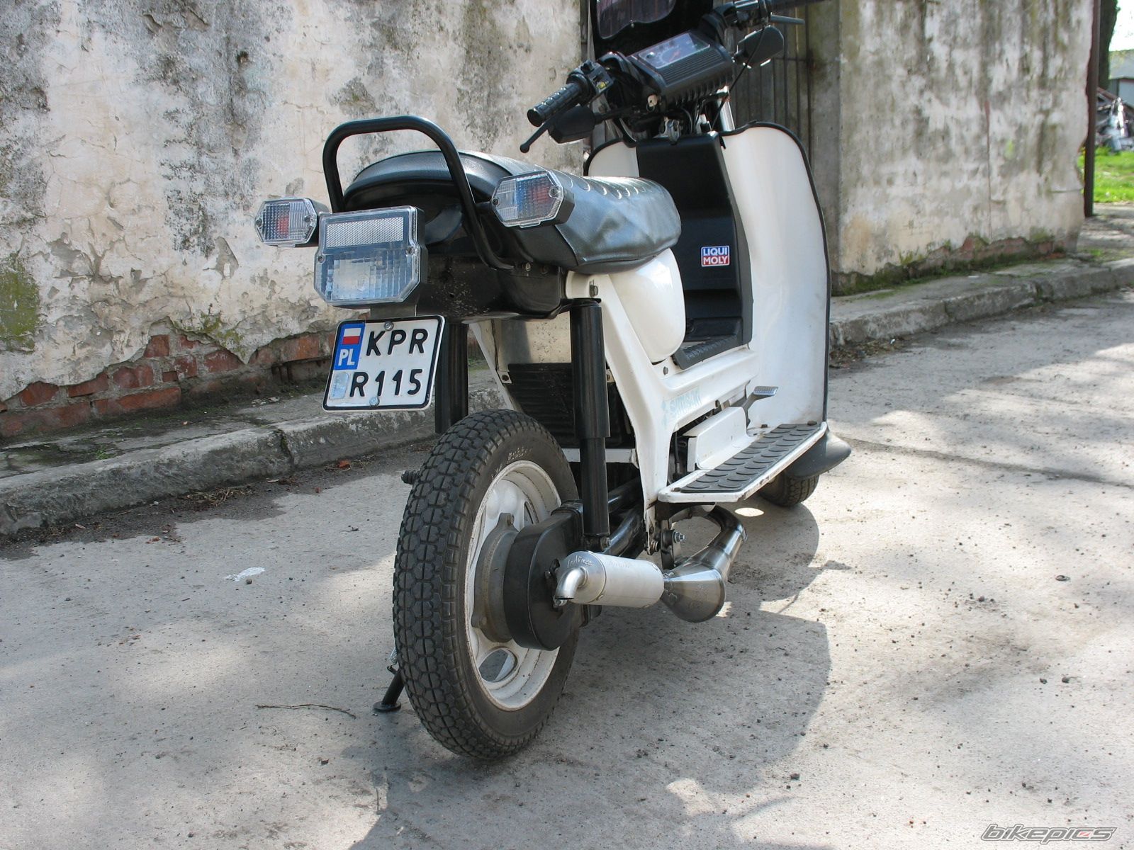 Photo 1341447