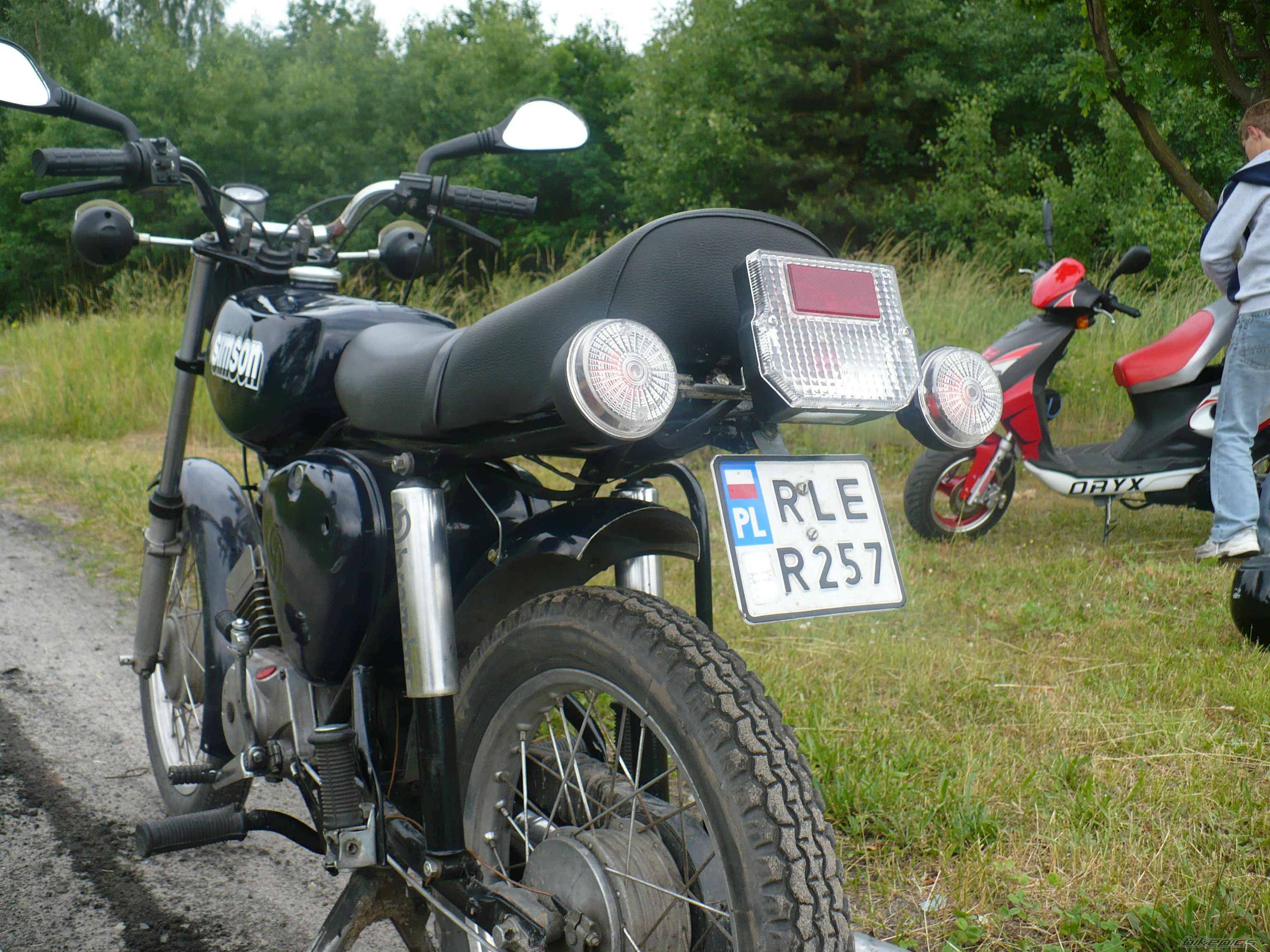 Photo 1341919