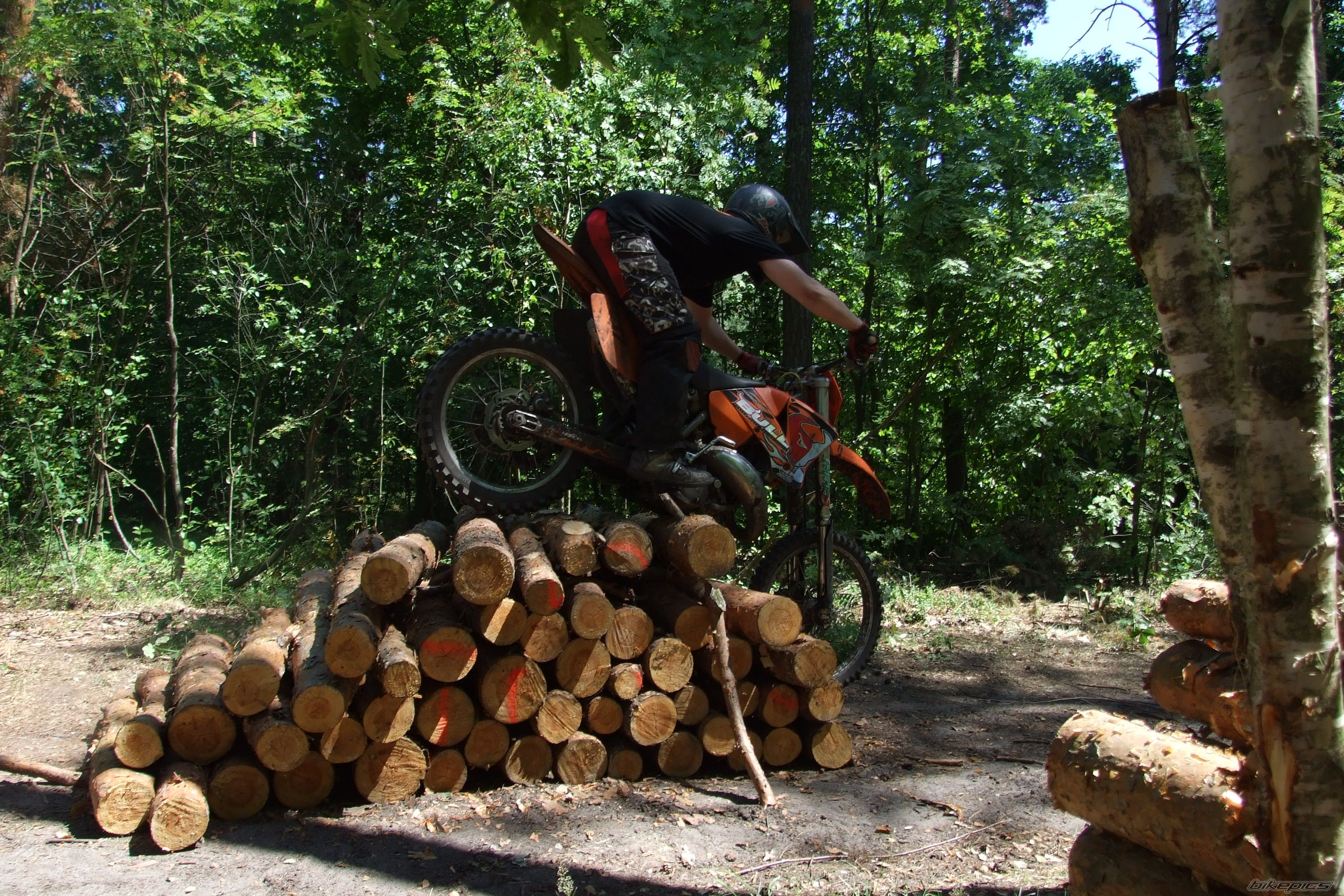 Bike Photo 1341932