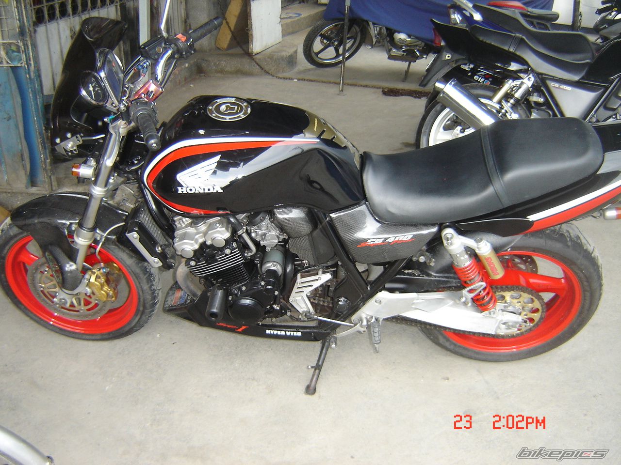 Photo 1342131