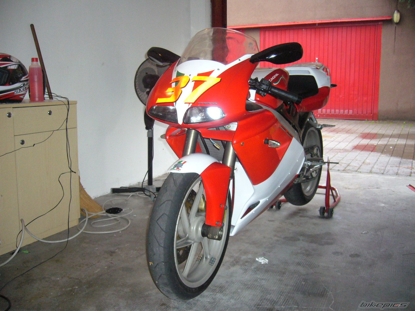 Photo 1342288
