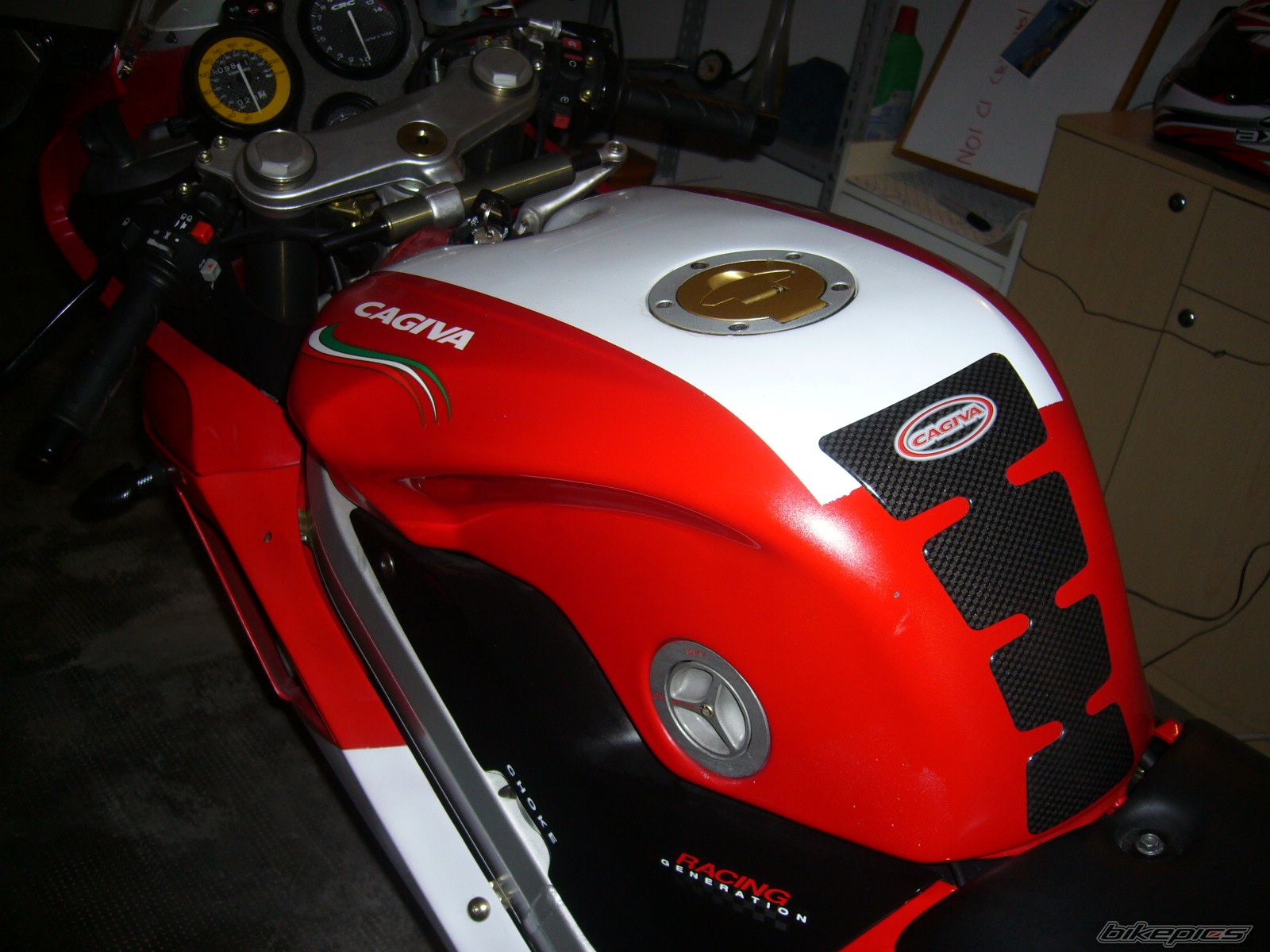 Photo 1342295