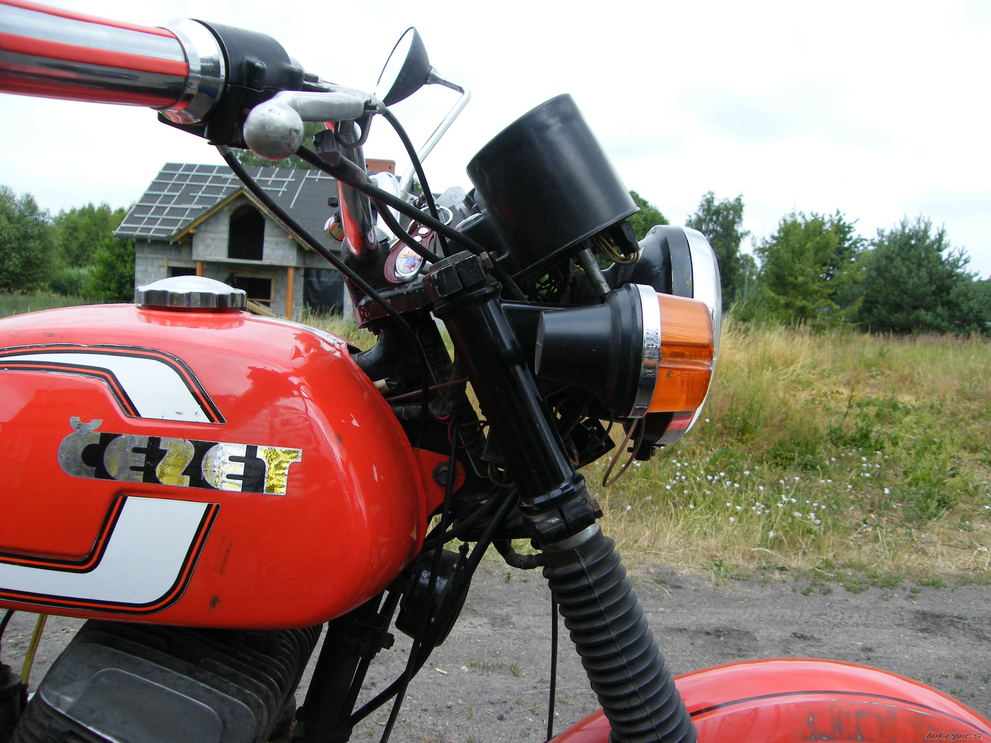 Photo 1342353