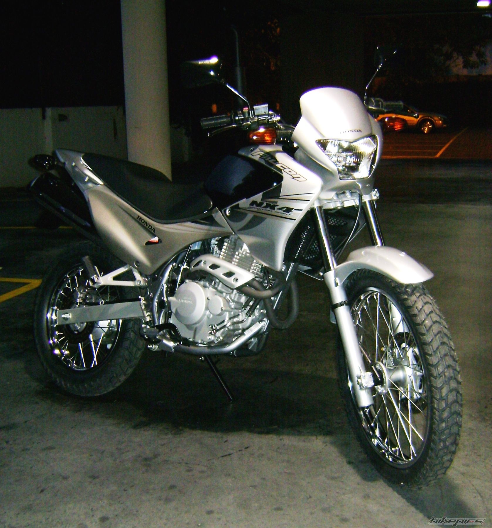 Photo 1342446