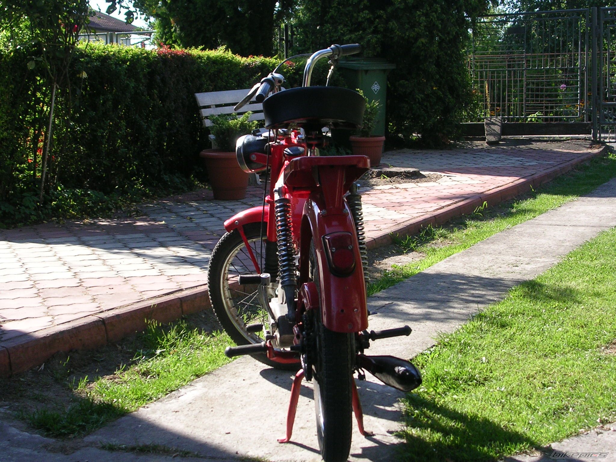 Photo 1342490