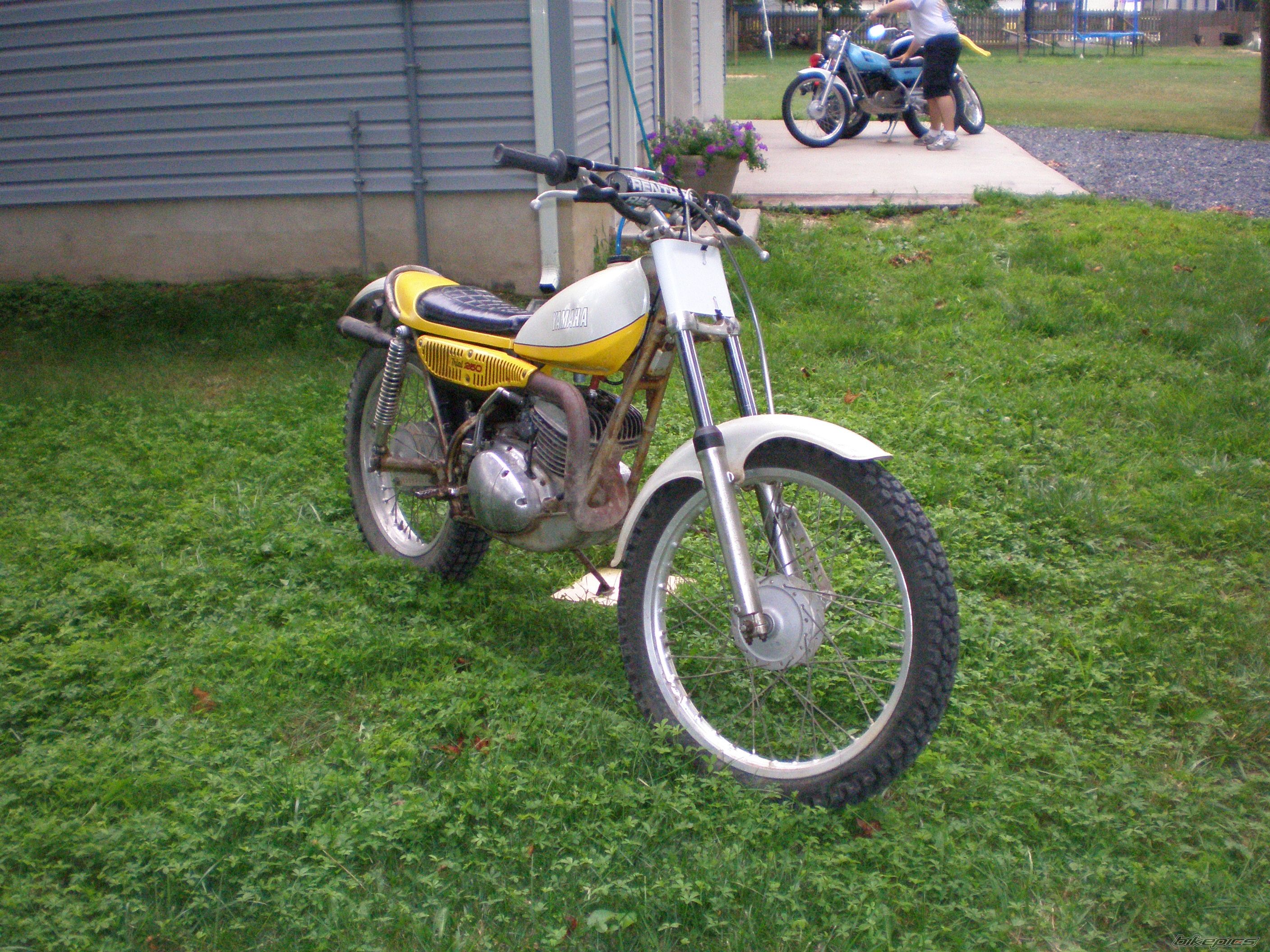 Photo 1342638