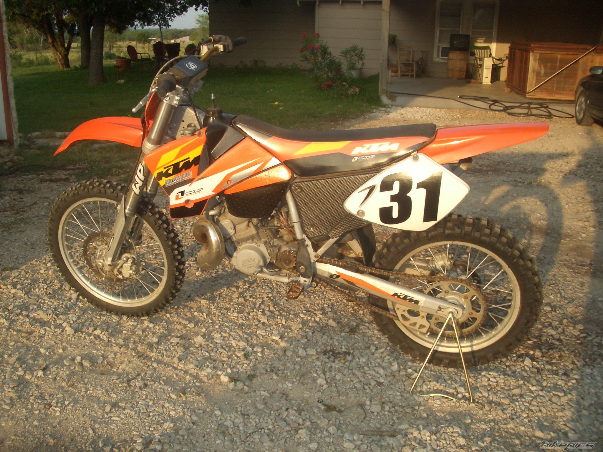 Photo 1342734