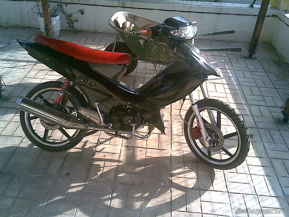 Photo 1342756