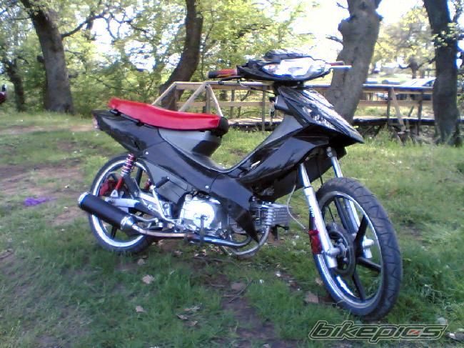 Photo 1342758