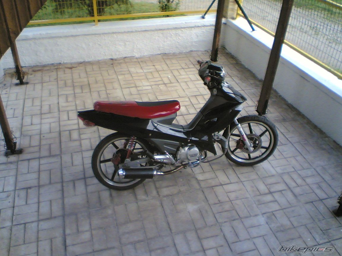Photo 1342760