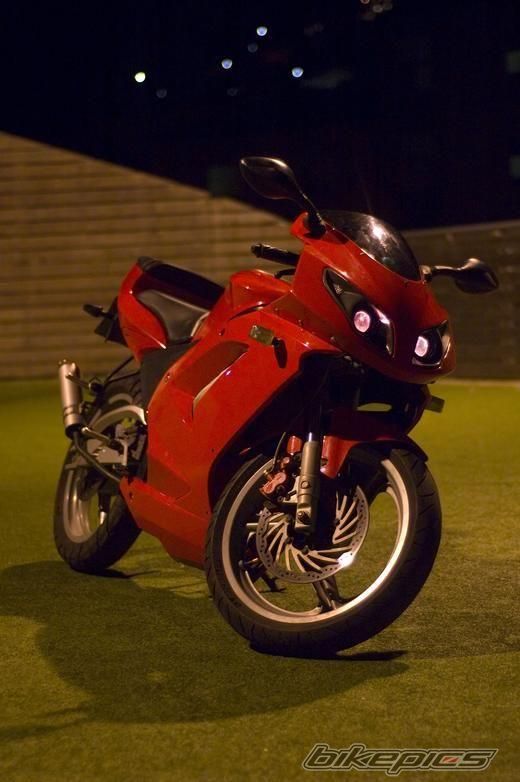 Photo 1343129