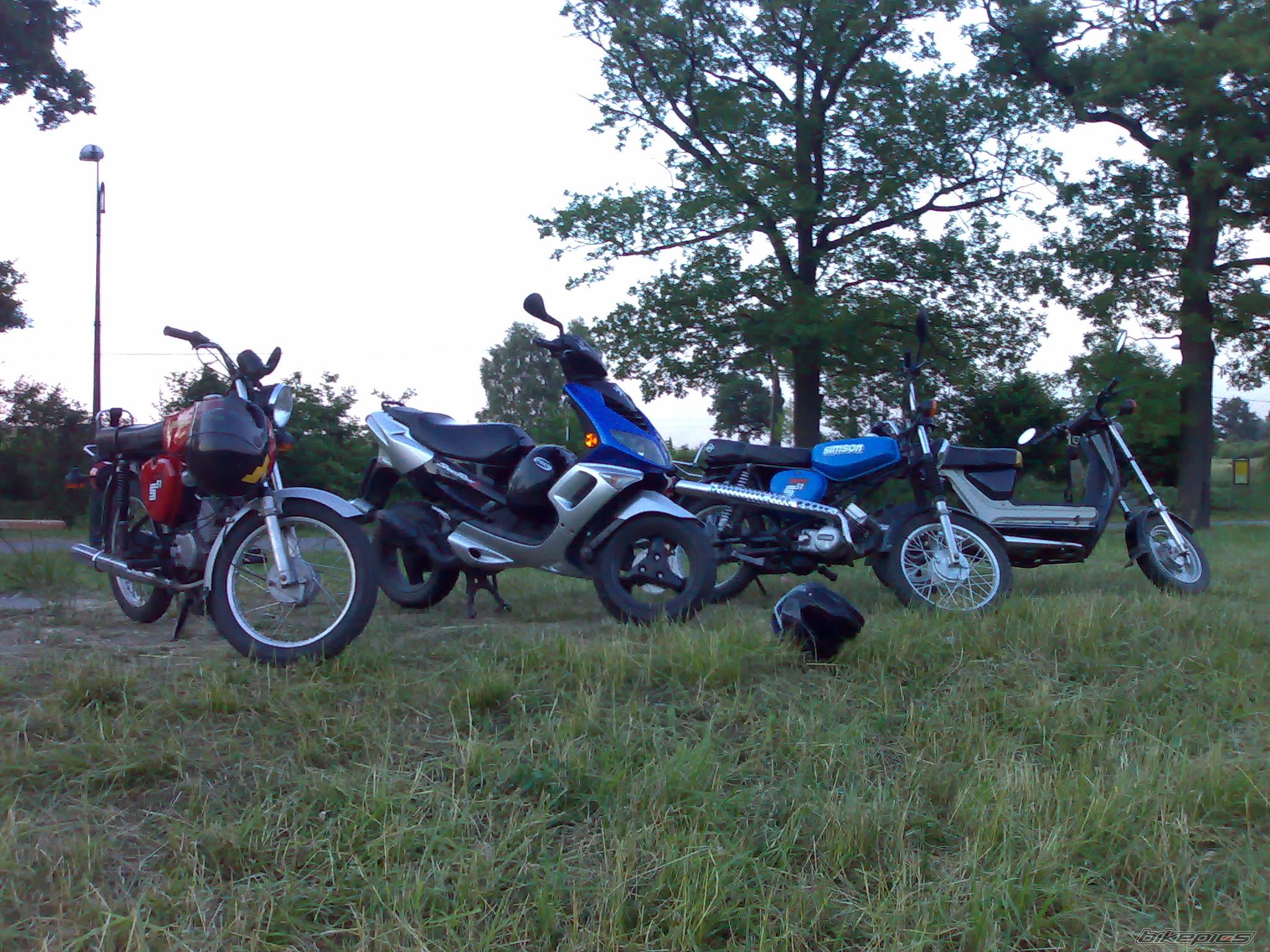 Photo 1343158