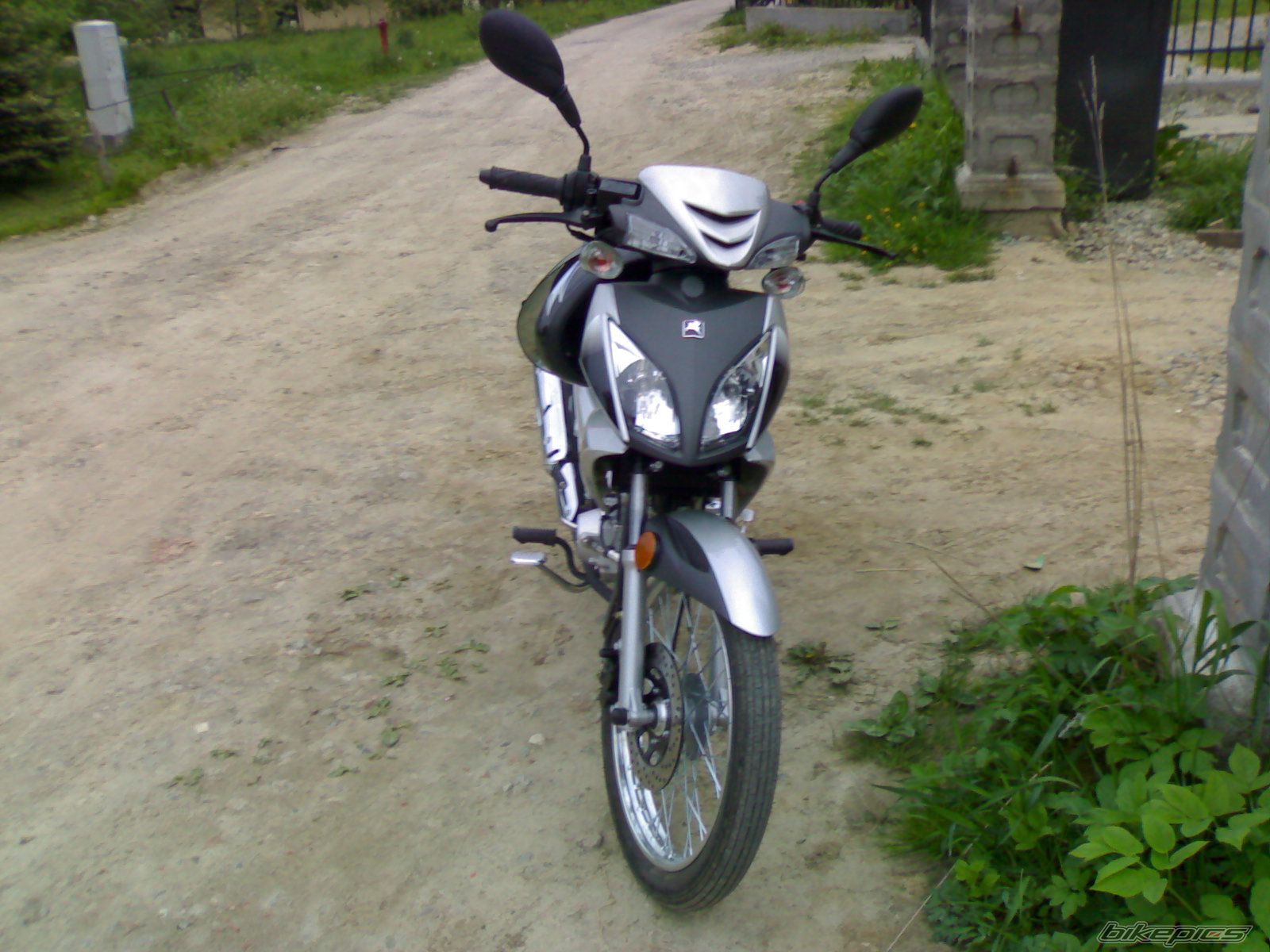 Photo 1343189