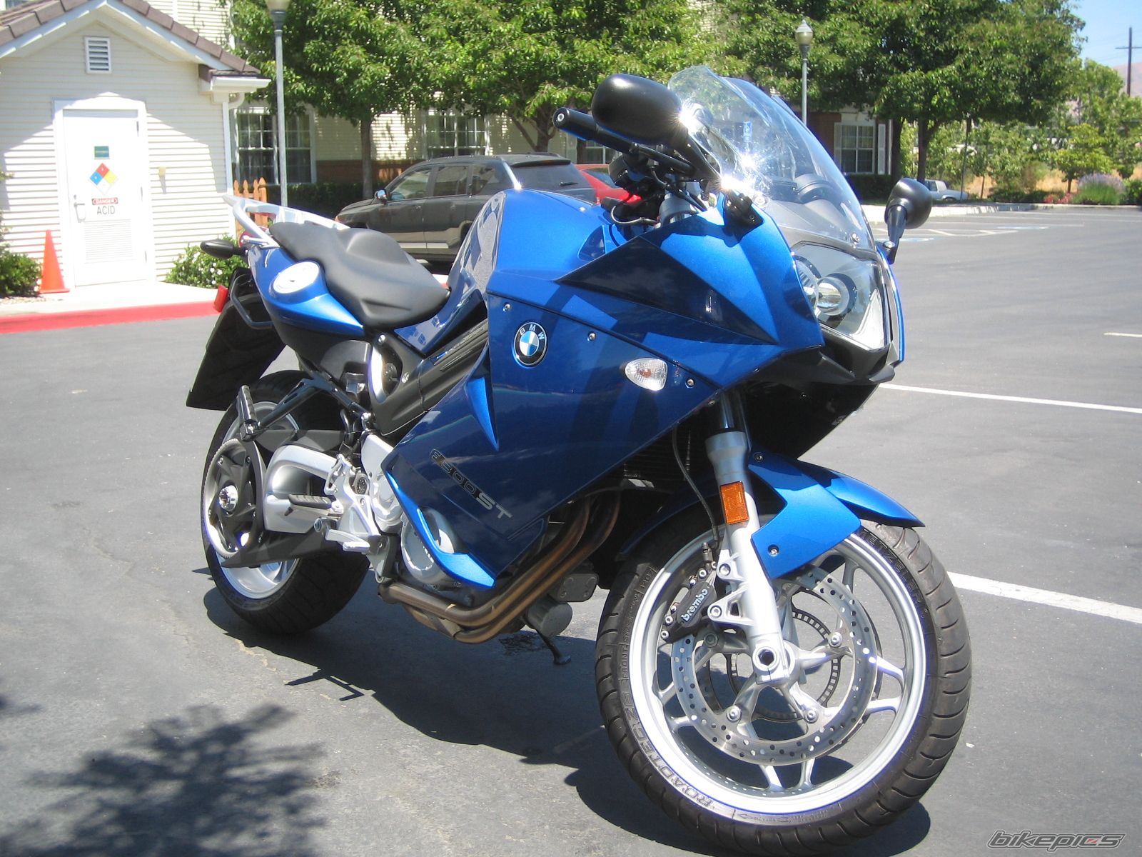 Photo 1343296