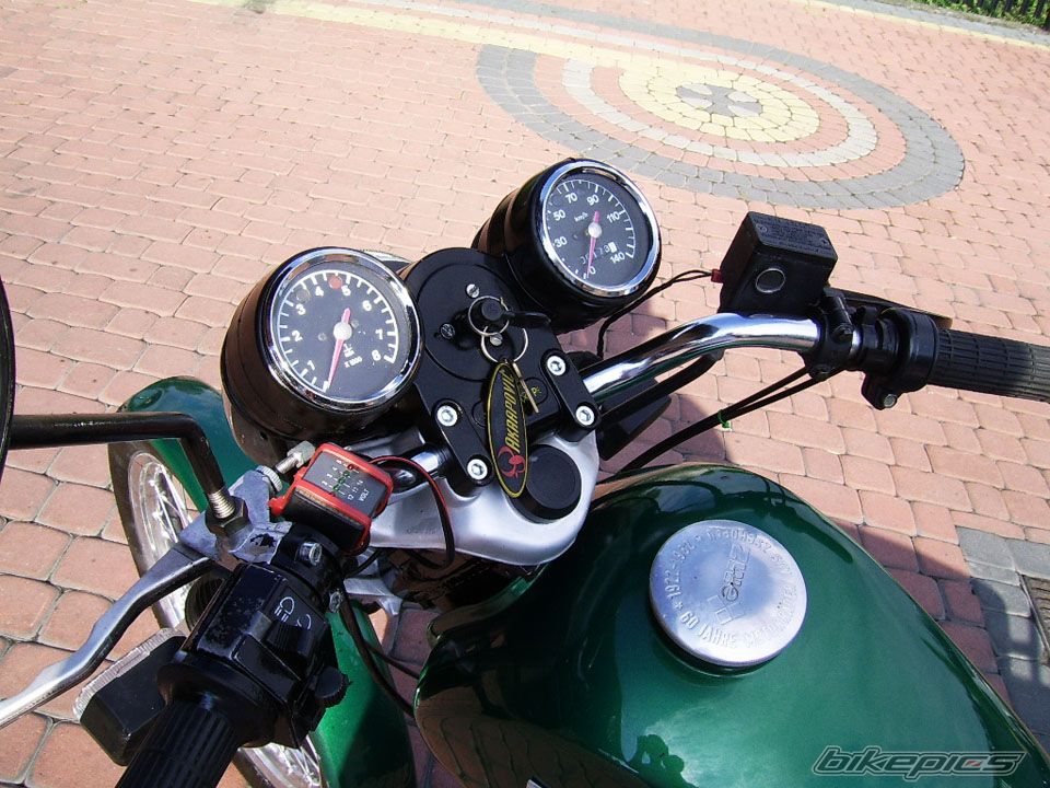 Photo 1343315
