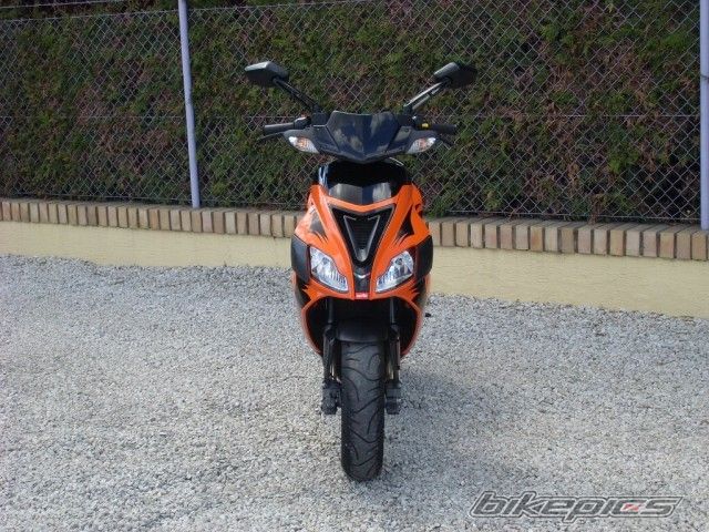 Photo 1343330
