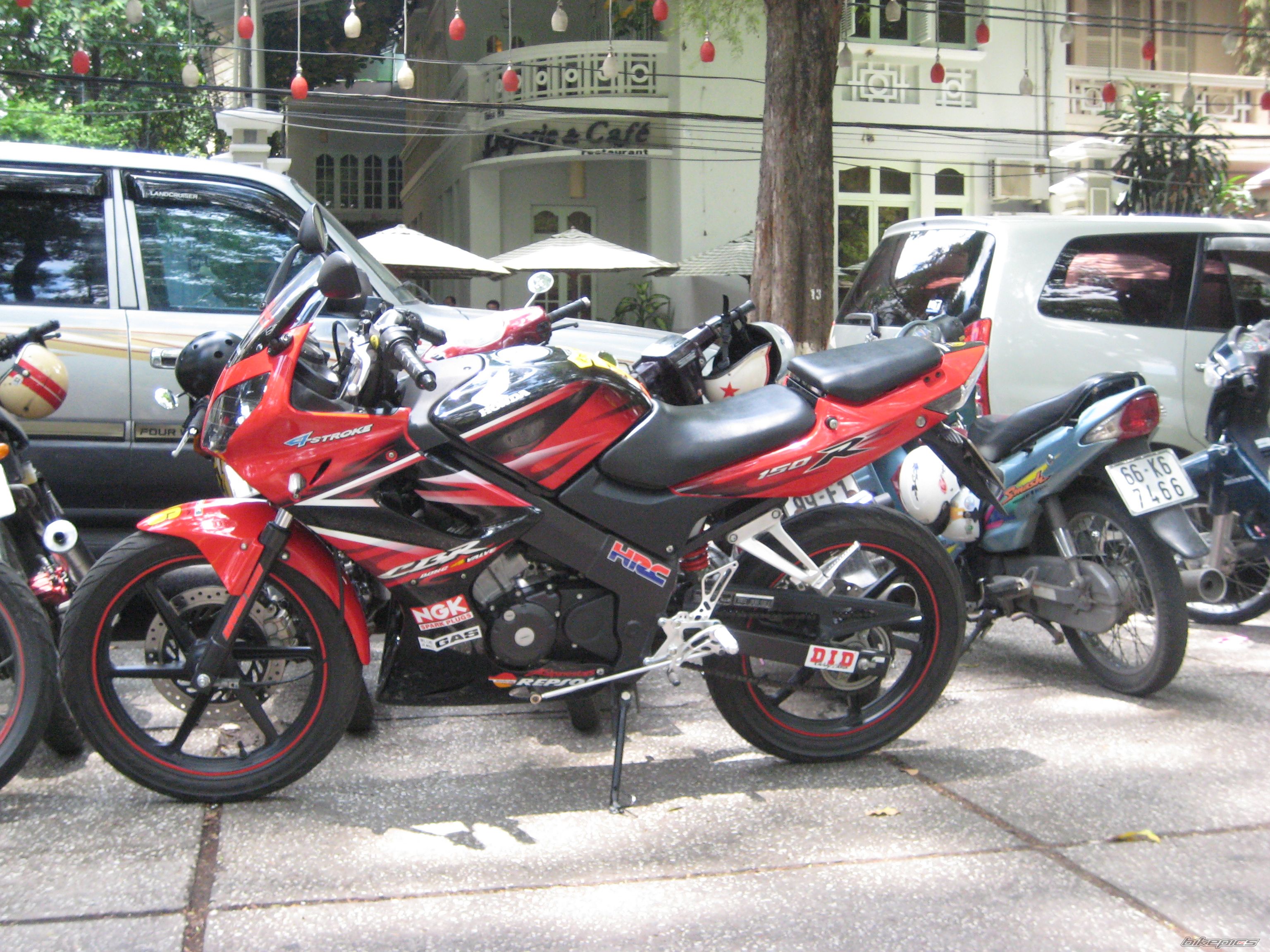 Bike Photo 1343538